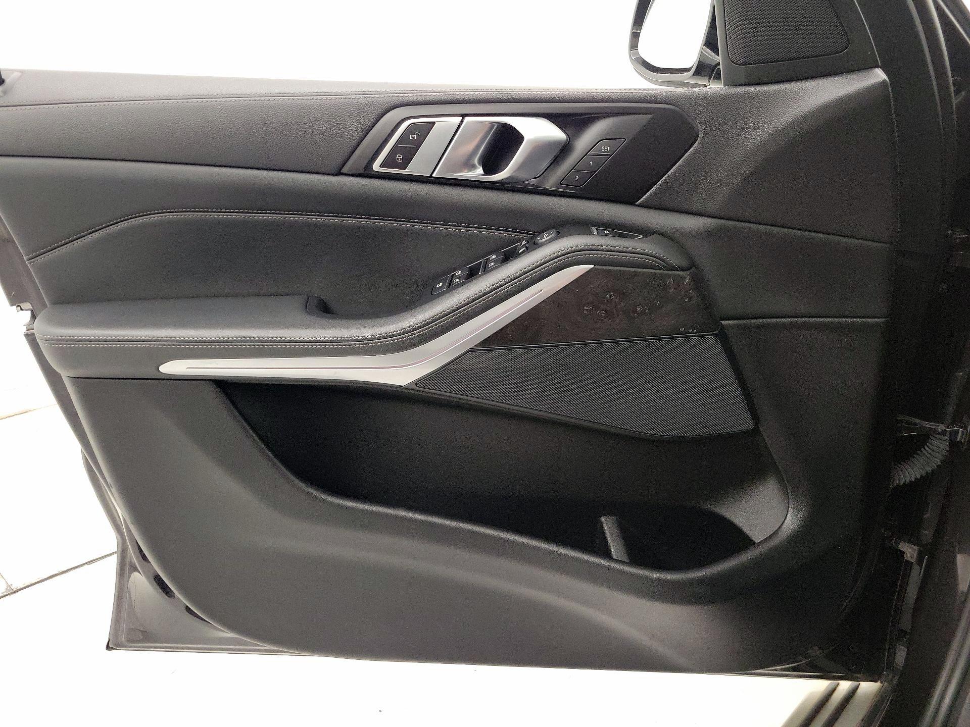 Thumbnail: 2023 BMW X5 - 12