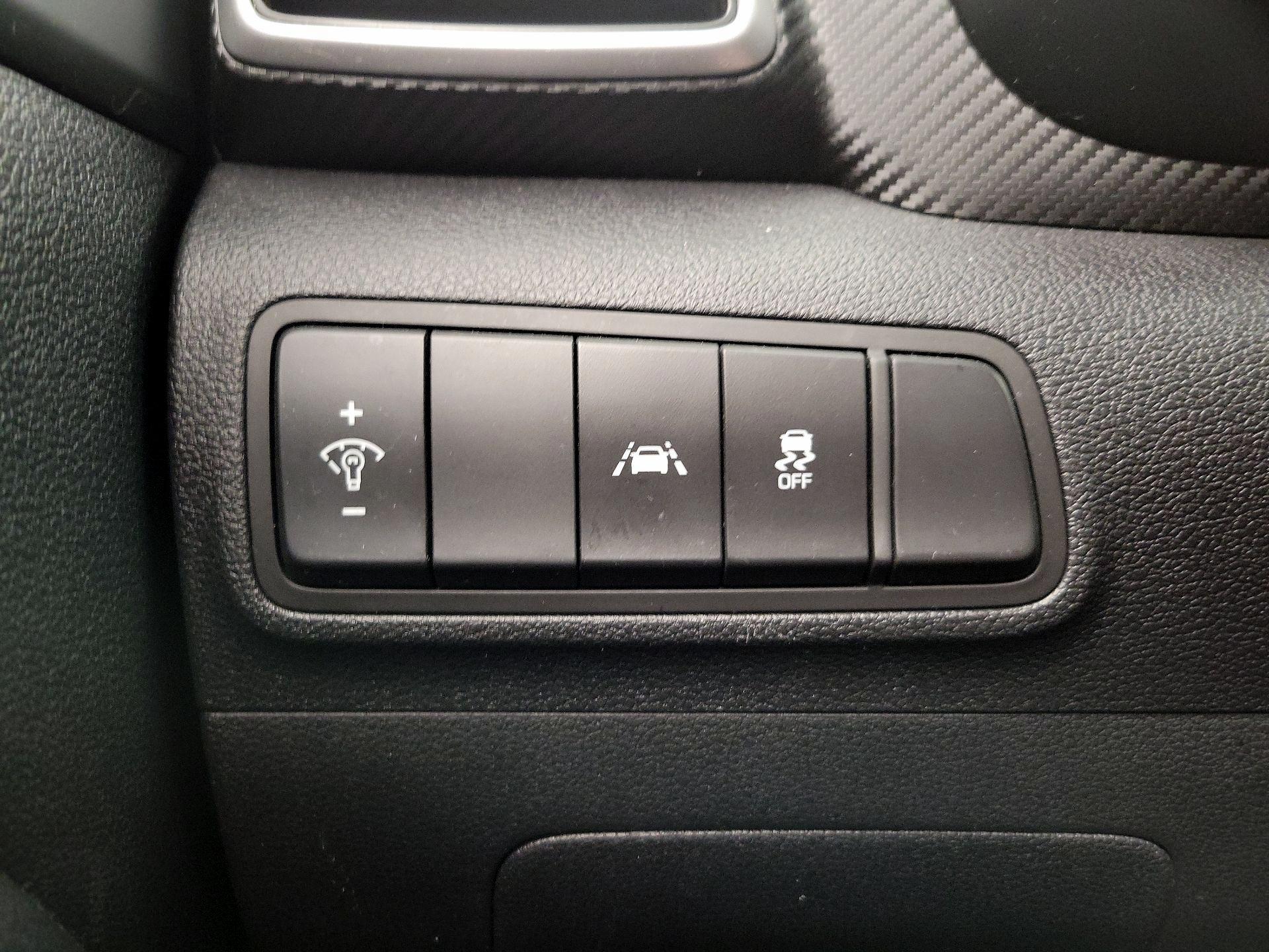 Thumbnail: 2021 Hyundai Tucson - 13