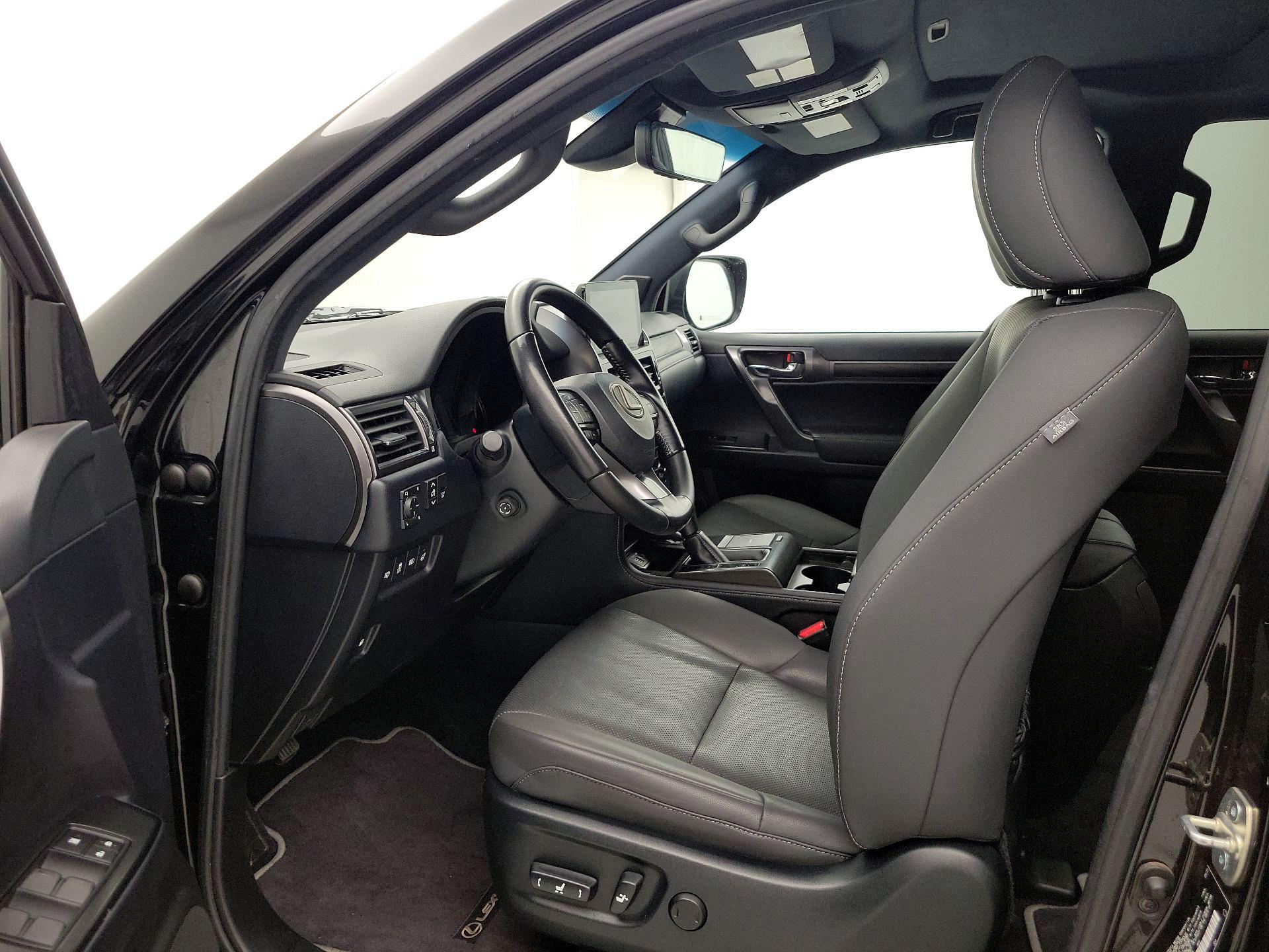 Thumbnail: 2022 Lexus GX - 11