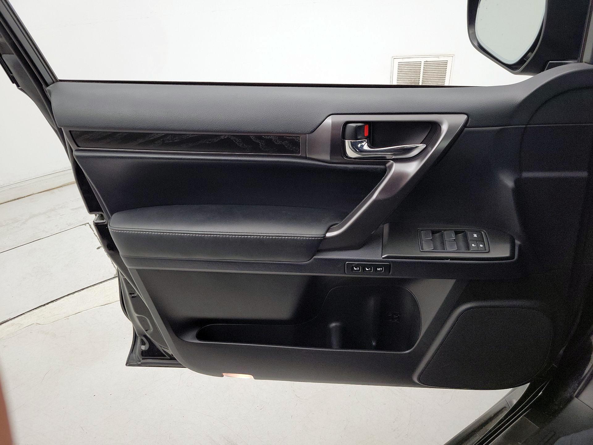 Thumbnail: 2022 Lexus GX - 12