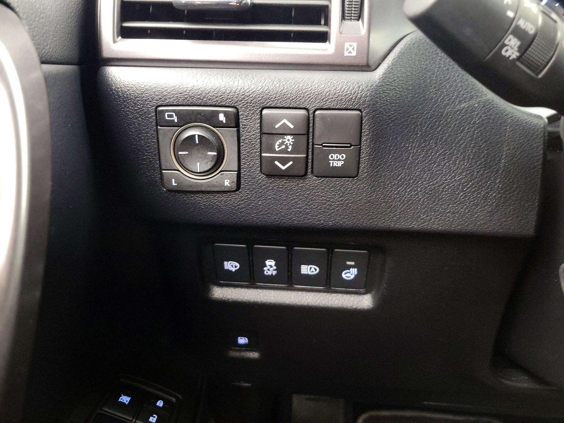 Thumbnail: 2022 Lexus GX - 13