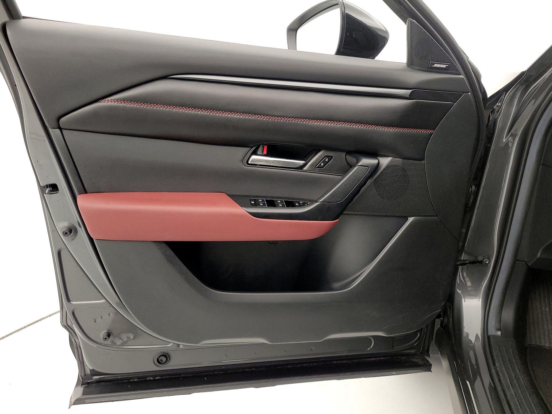 Thumbnail: 2025 Mazda CX-50 - 12