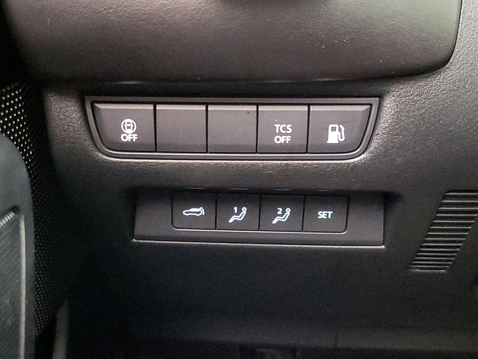 Thumbnail: 2025 Mazda CX-50 - 13