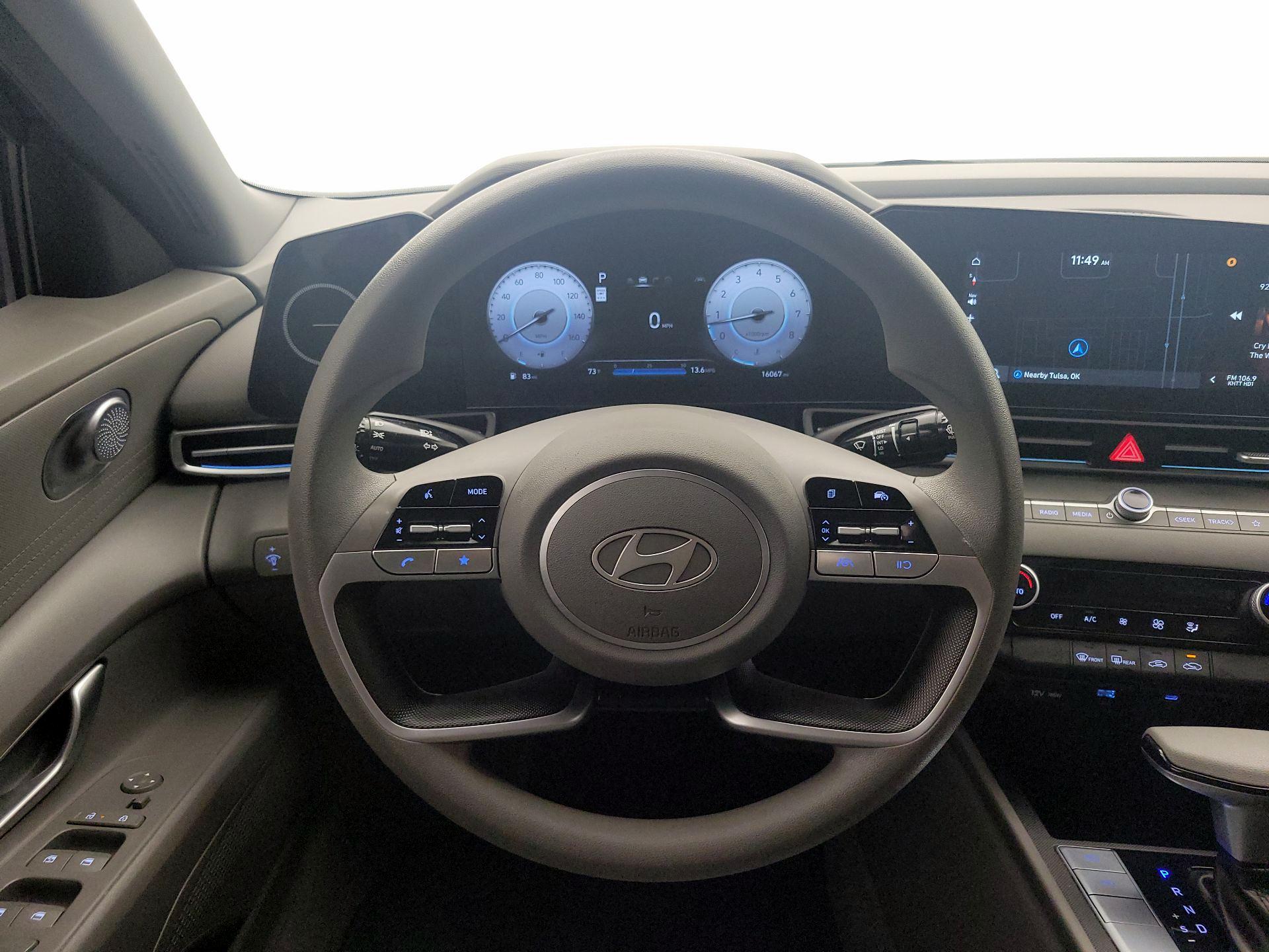 Thumbnail: 2024 Hyundai Elantra - 10