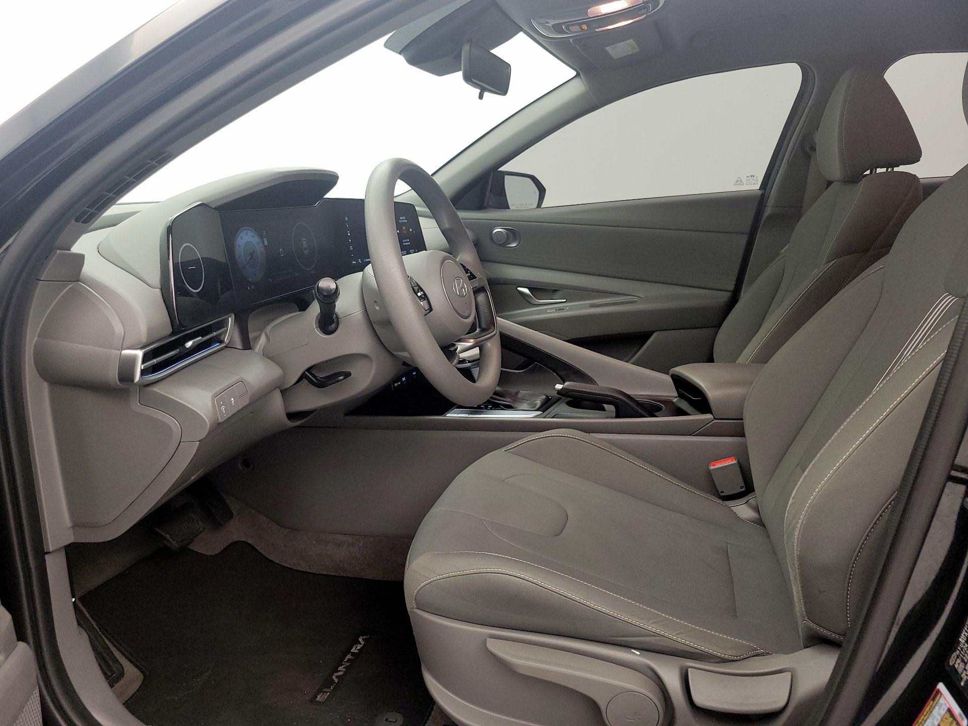 Thumbnail: 2024 Hyundai Elantra - 11