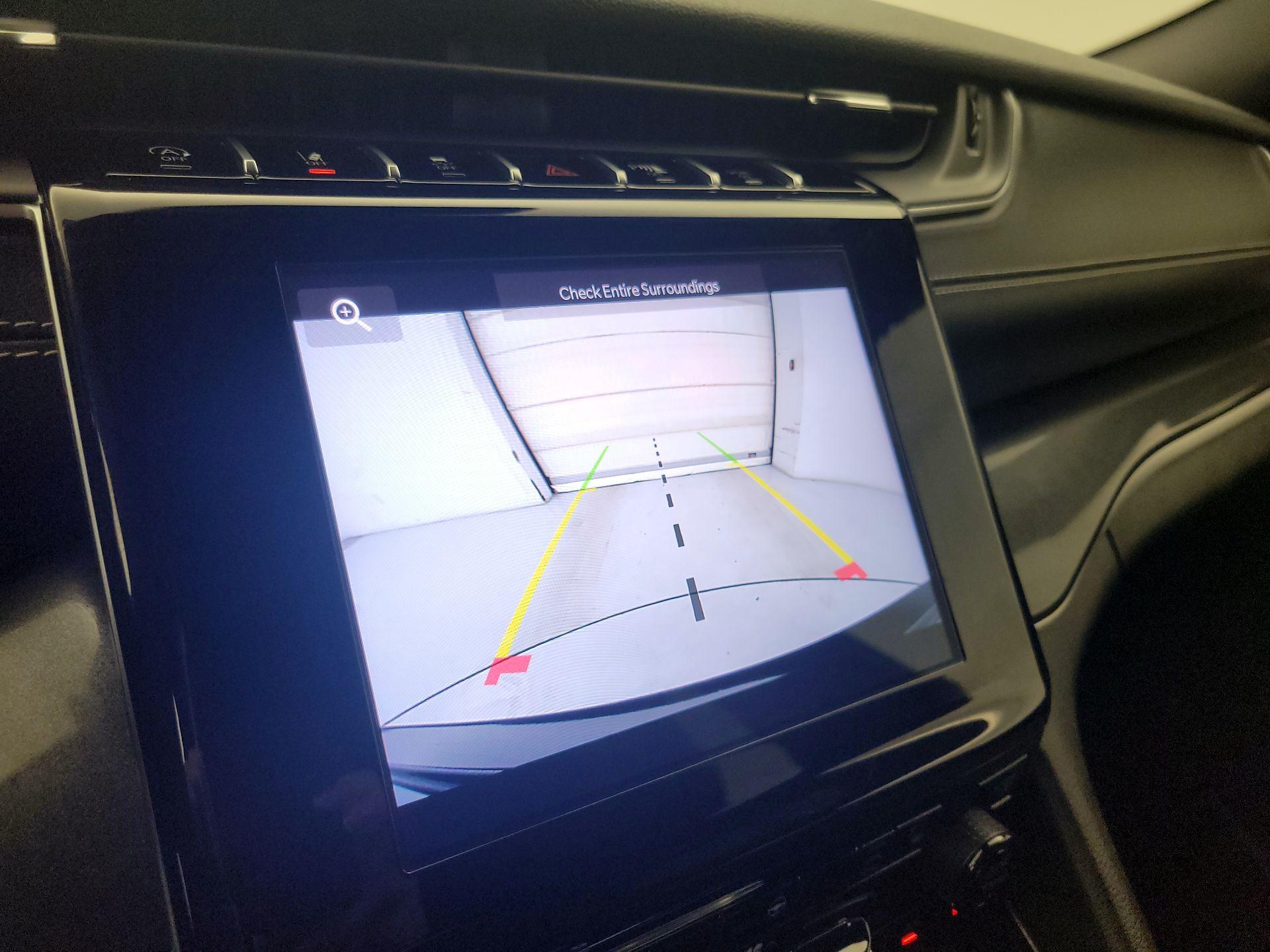 Thumbnail: 2023 Jeep Grand Cherokee - 14