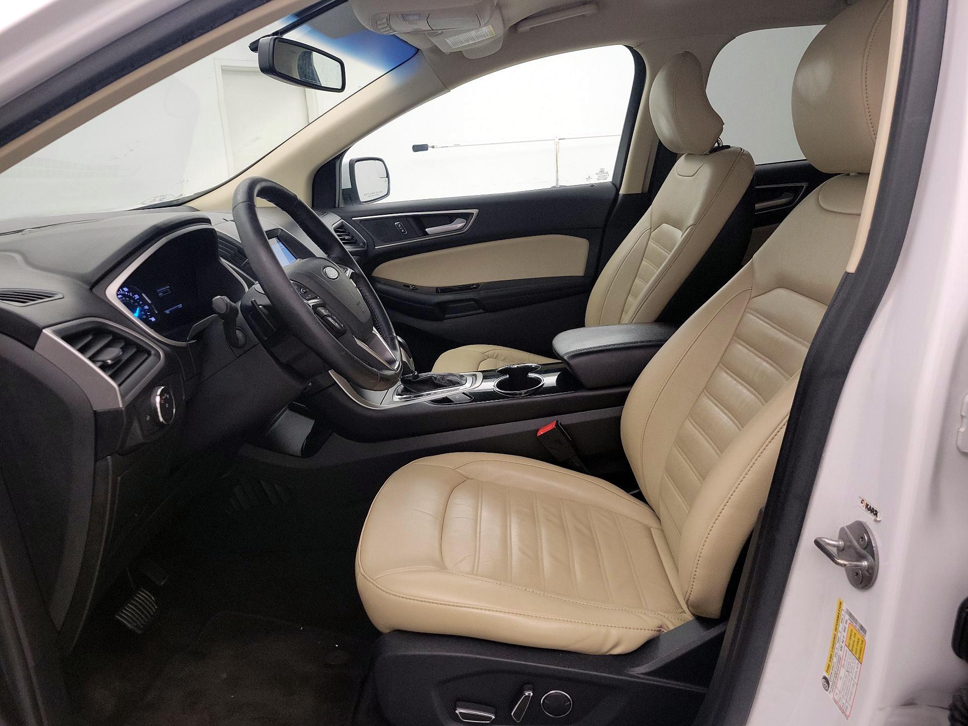 Thumbnail: 2018 Ford Edge - 11