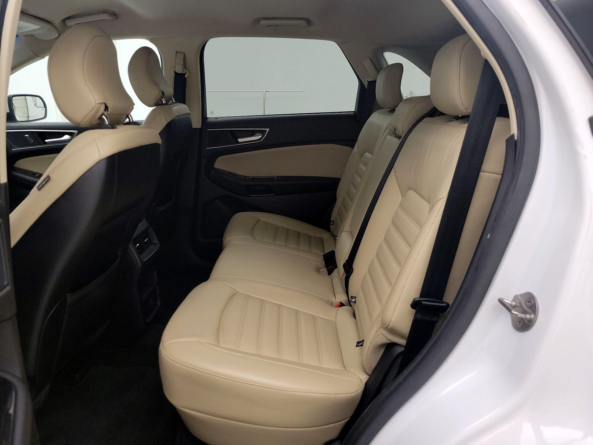 Thumbnail: 2018 Ford Edge - 19