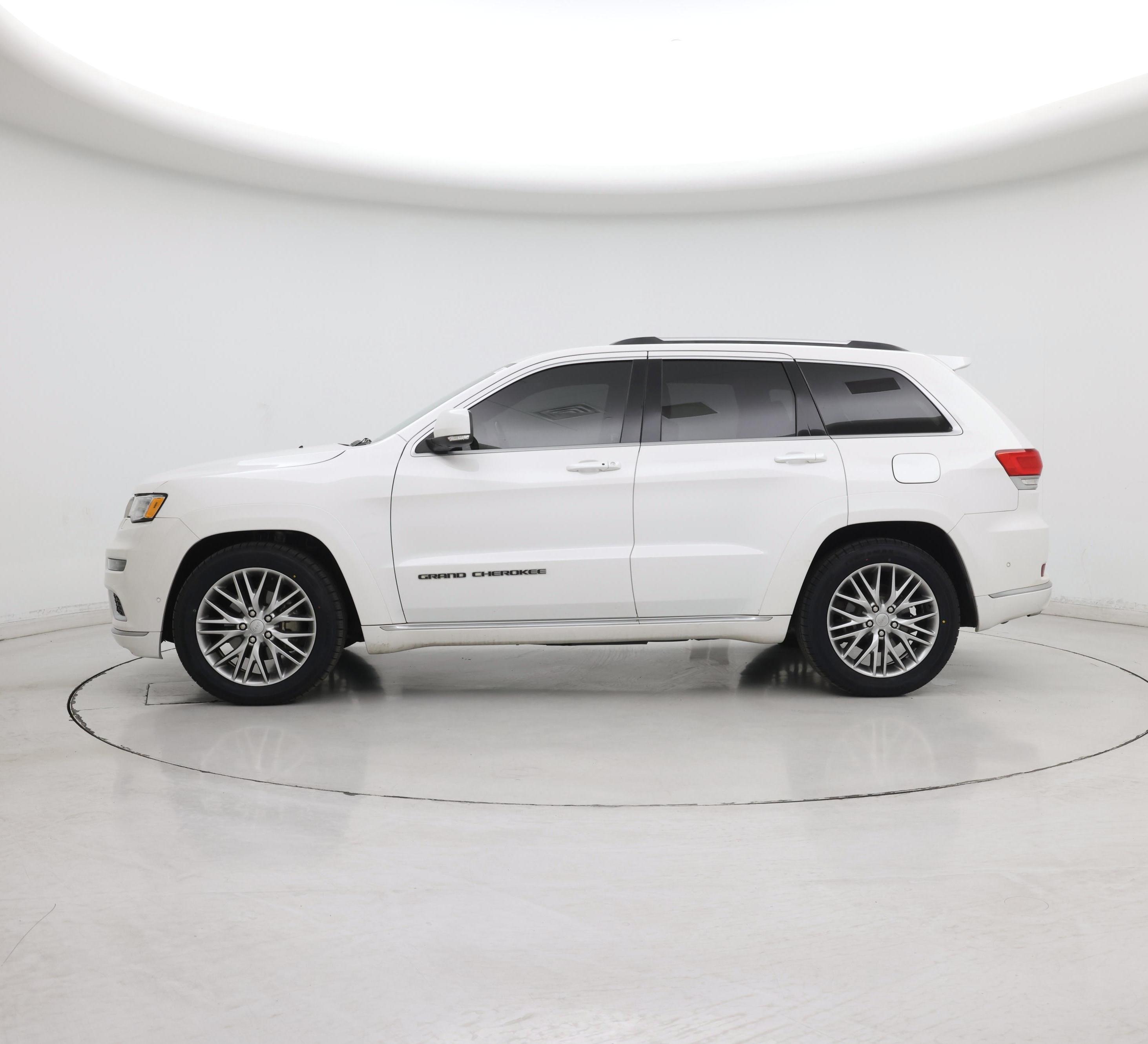 Thumbnail: 2018 Jeep Grand Cherokee - 3