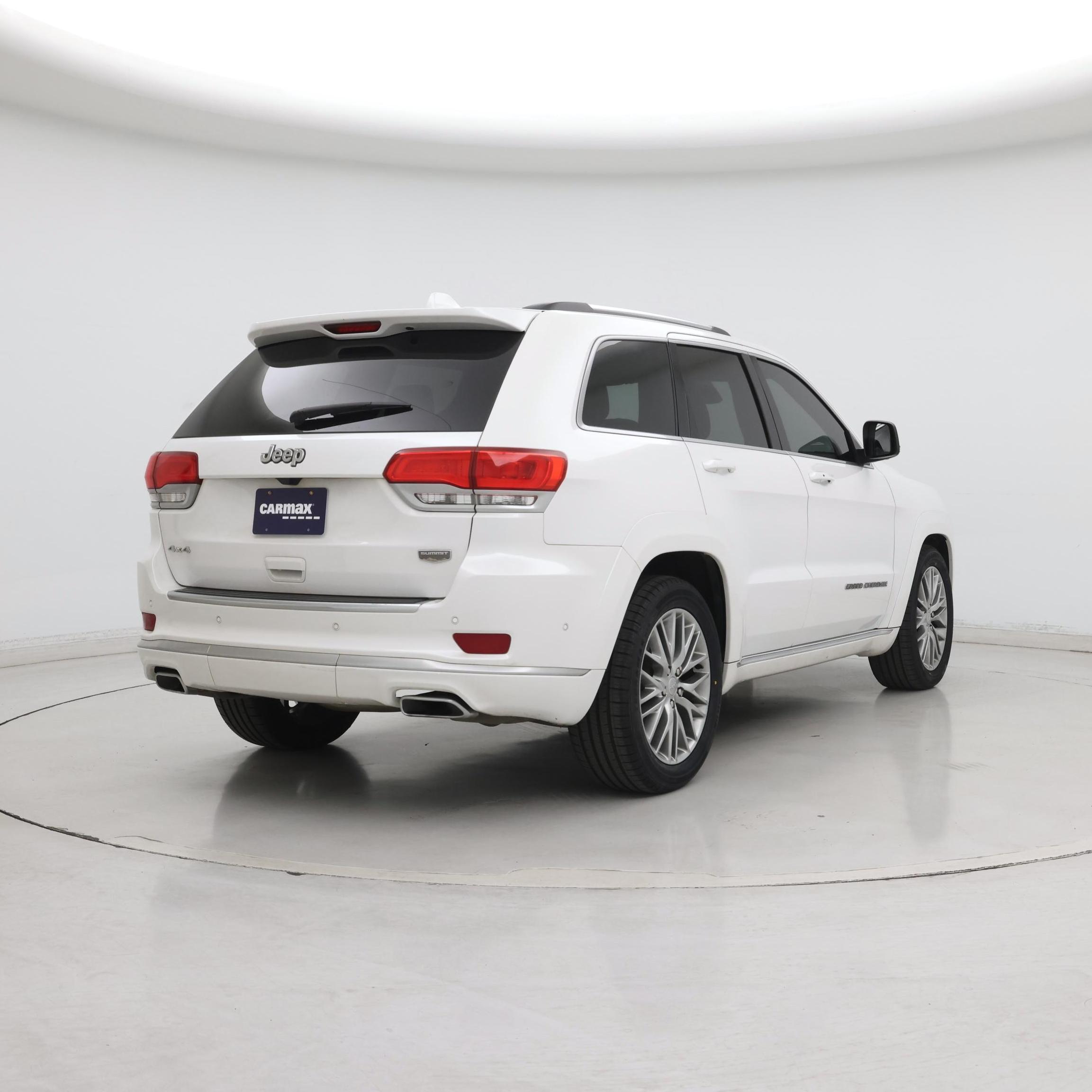 Thumbnail: 2018 Jeep Grand Cherokee - 8