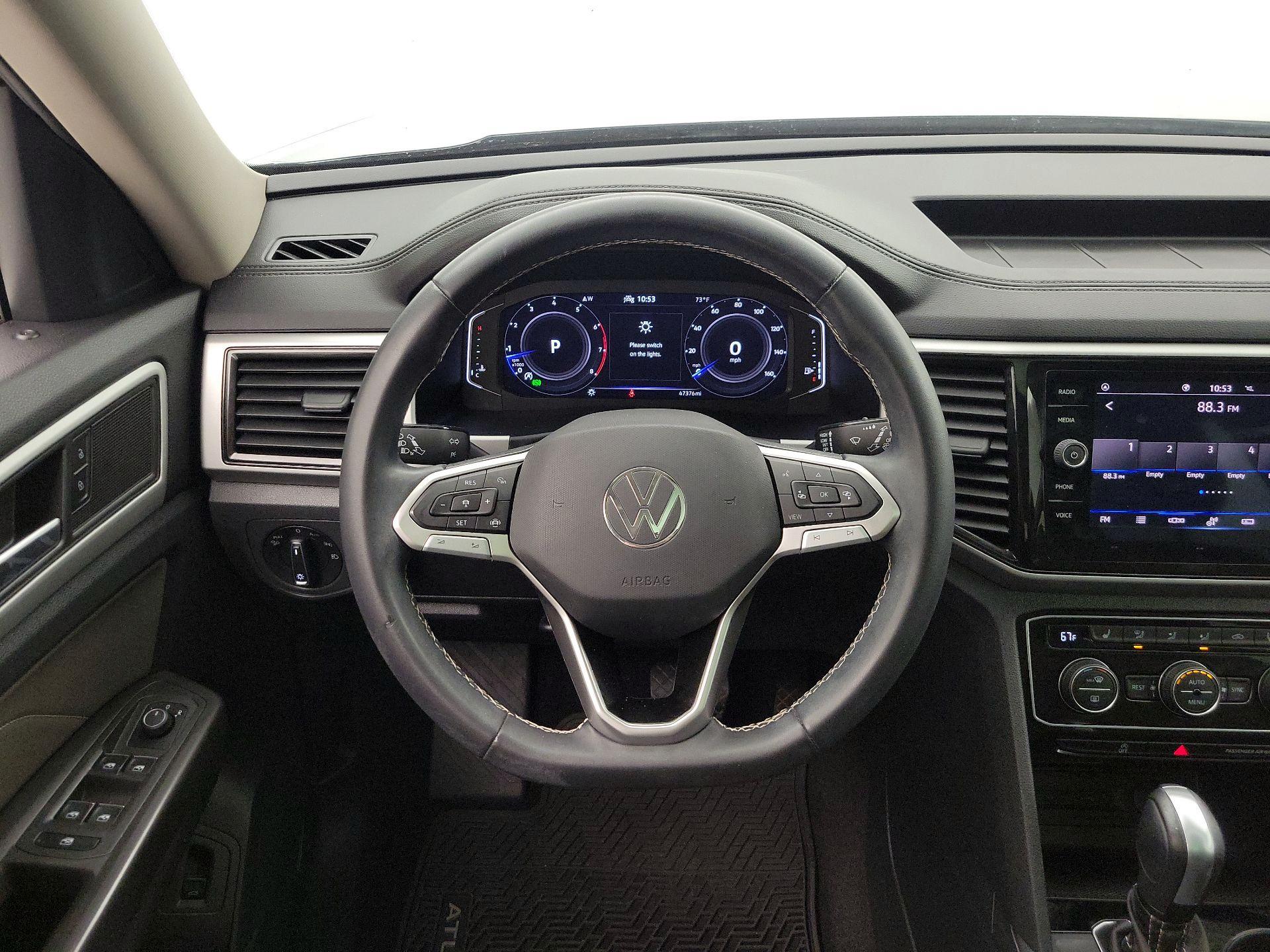 Thumbnail: 2023 Volkswagen Atlas - 10