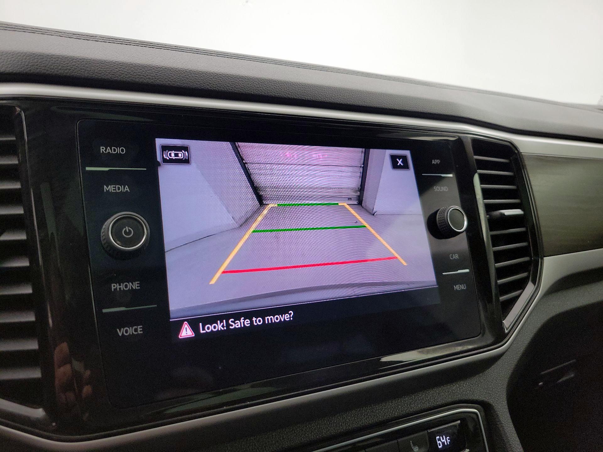 Thumbnail: 2023 Volkswagen Atlas - 14