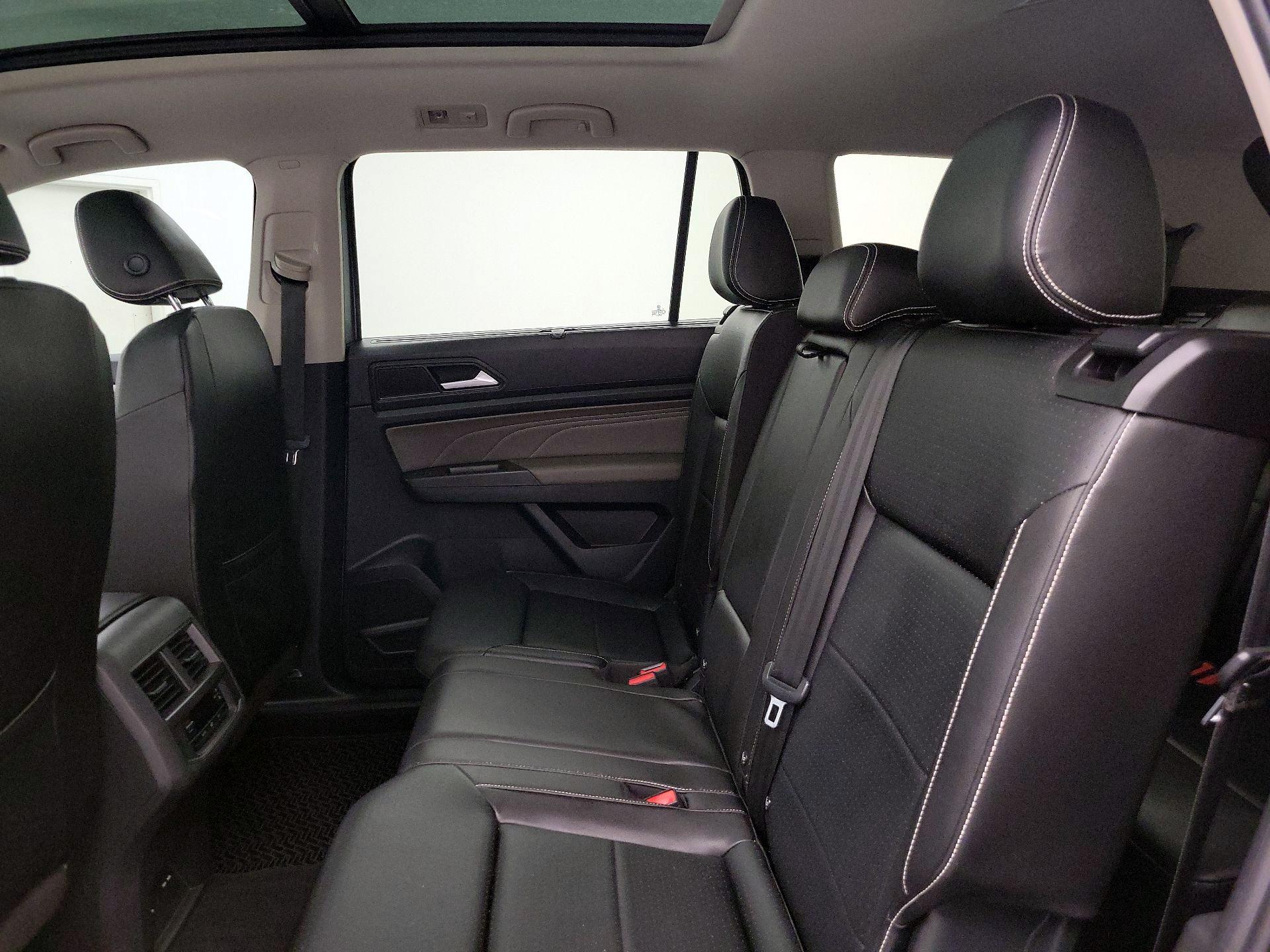 Thumbnail: 2023 Volkswagen Atlas - 20