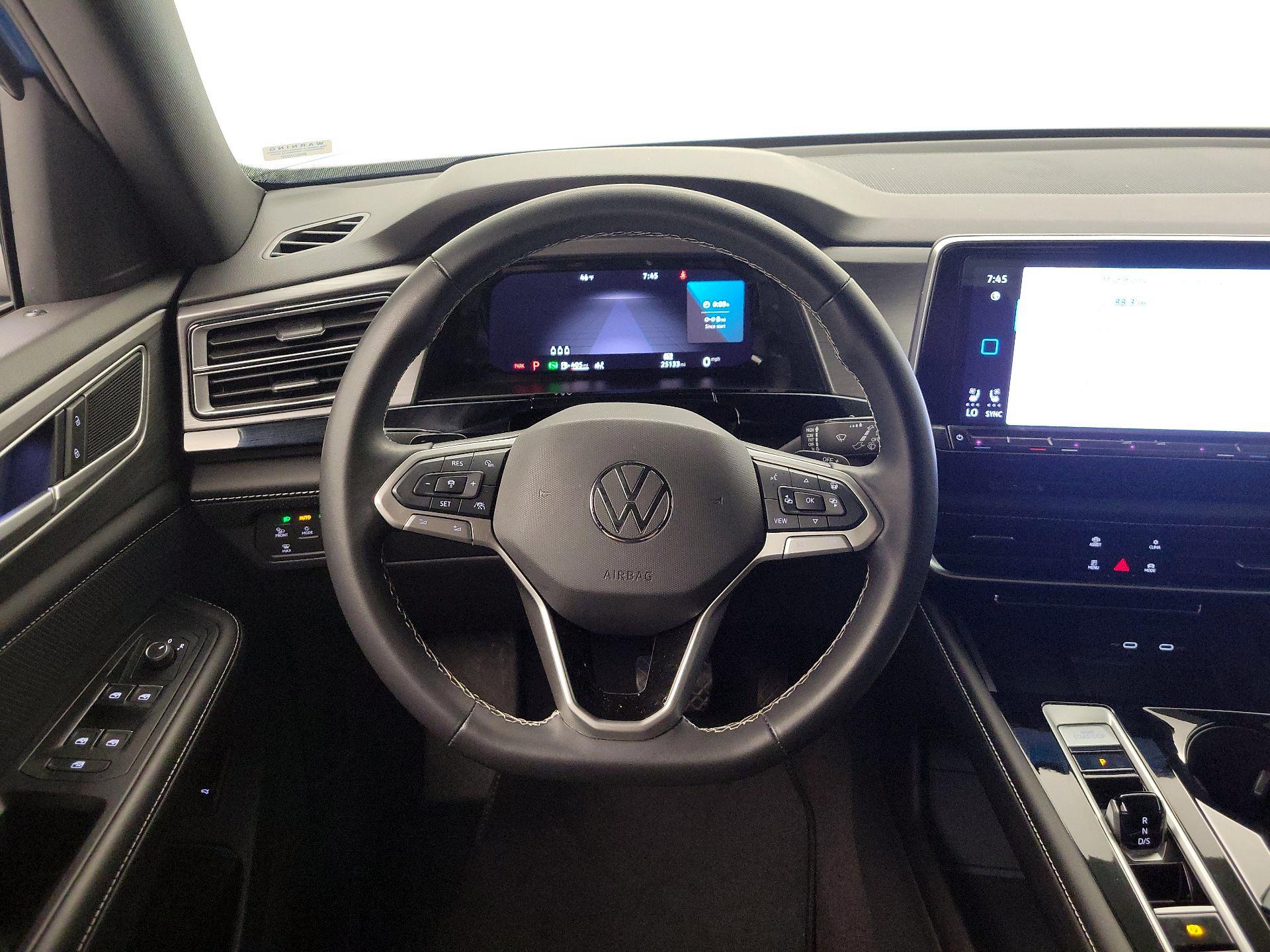 Thumbnail: 2024 Volkswagen Atlas - 10