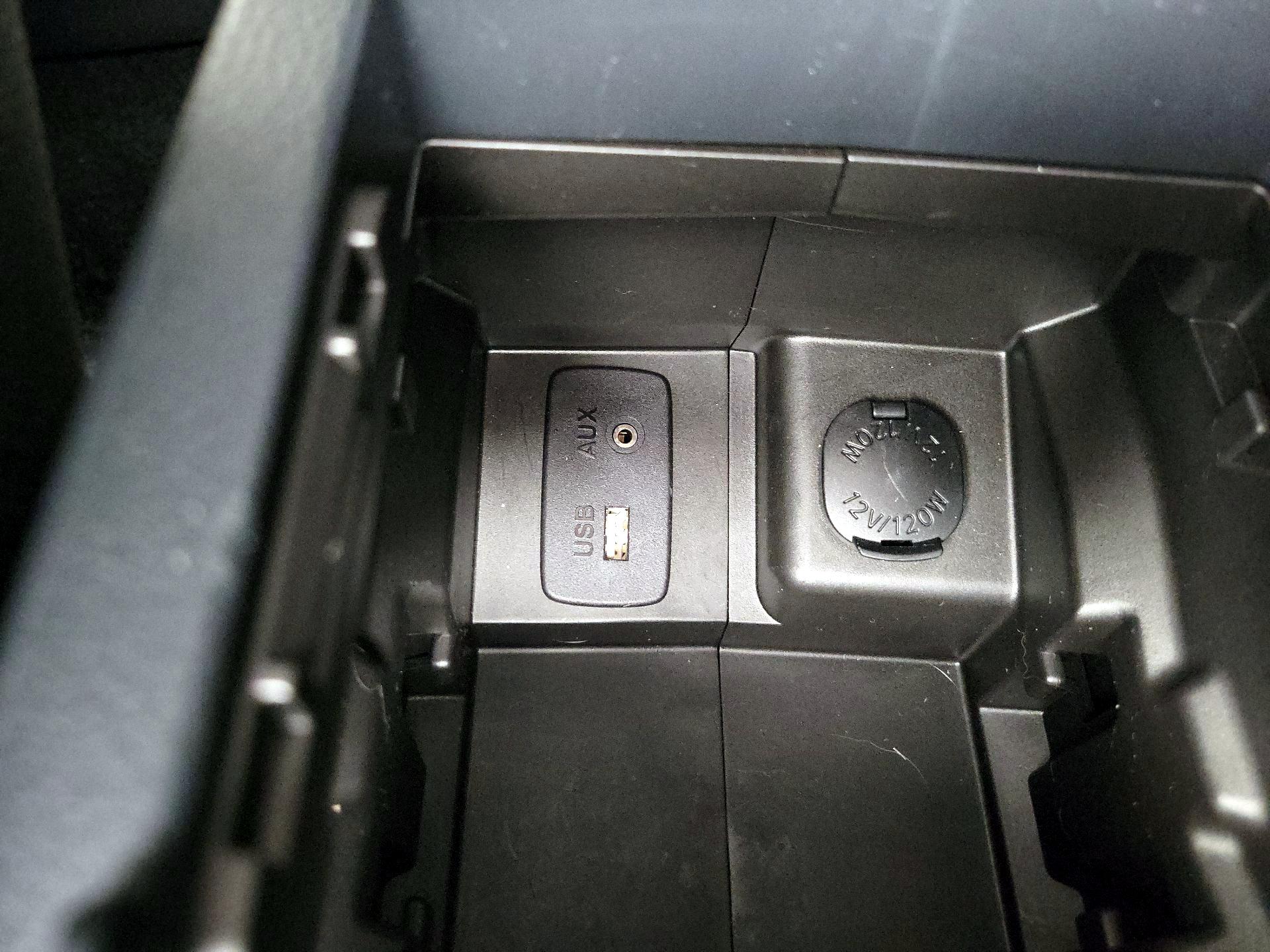 Thumbnail: 2017 Subaru Crosstrek - 18