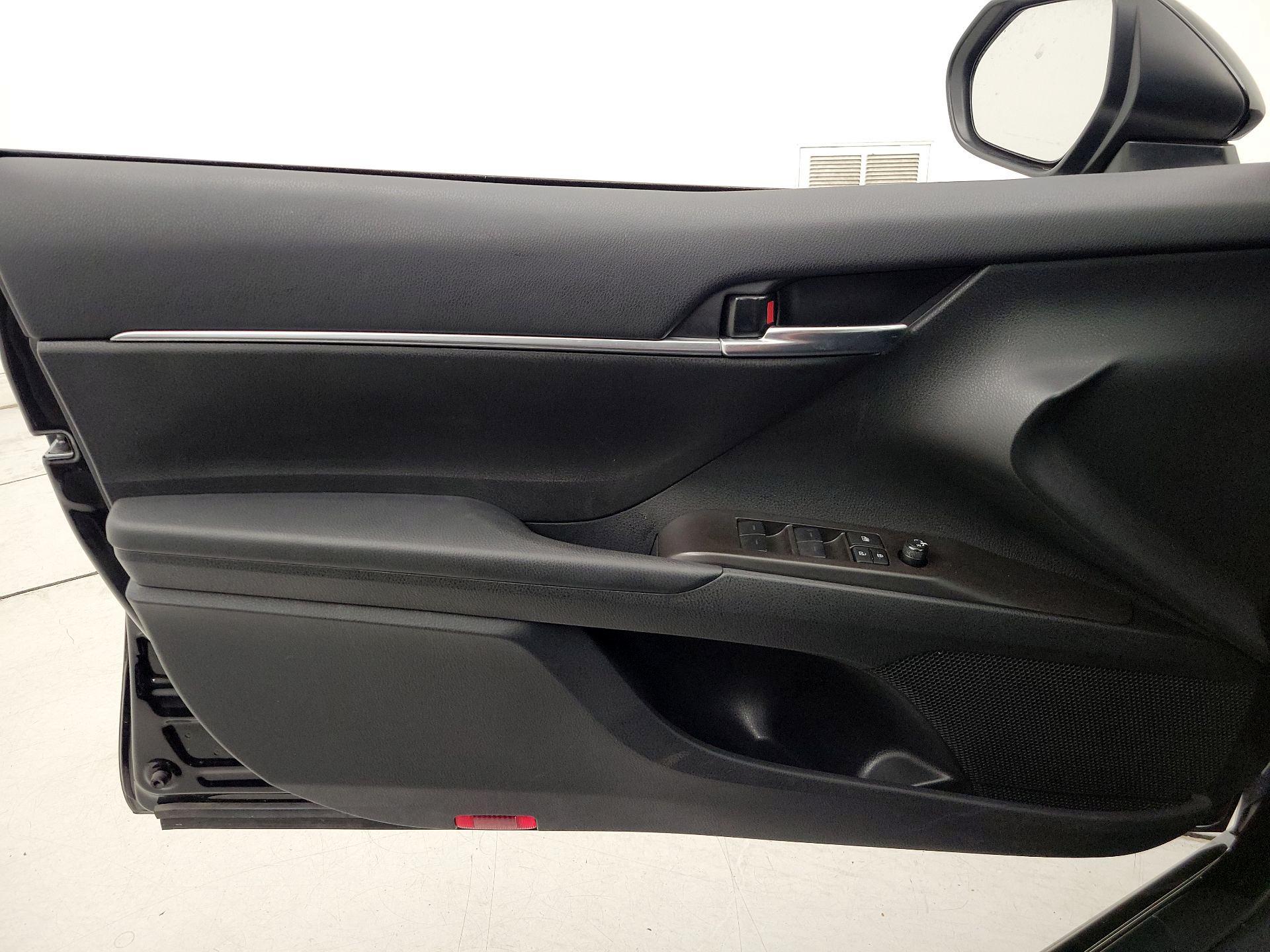 Thumbnail: 2024 Toyota Camry - 12