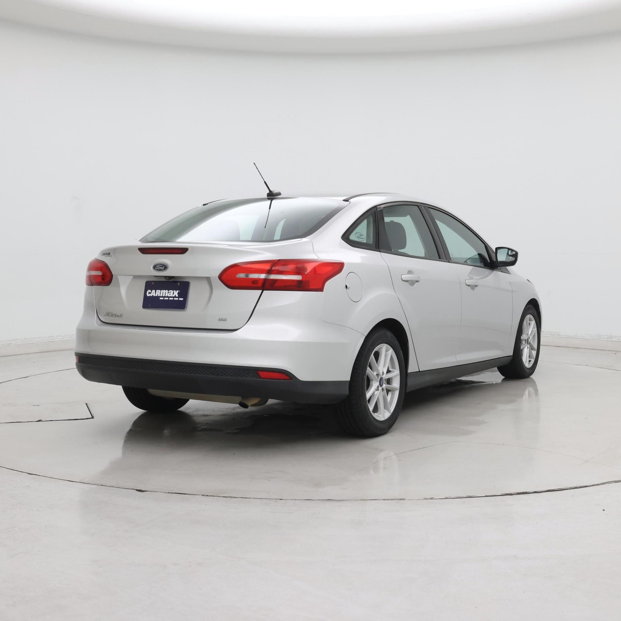 Thumbnail: 2018 Ford Focus - 8