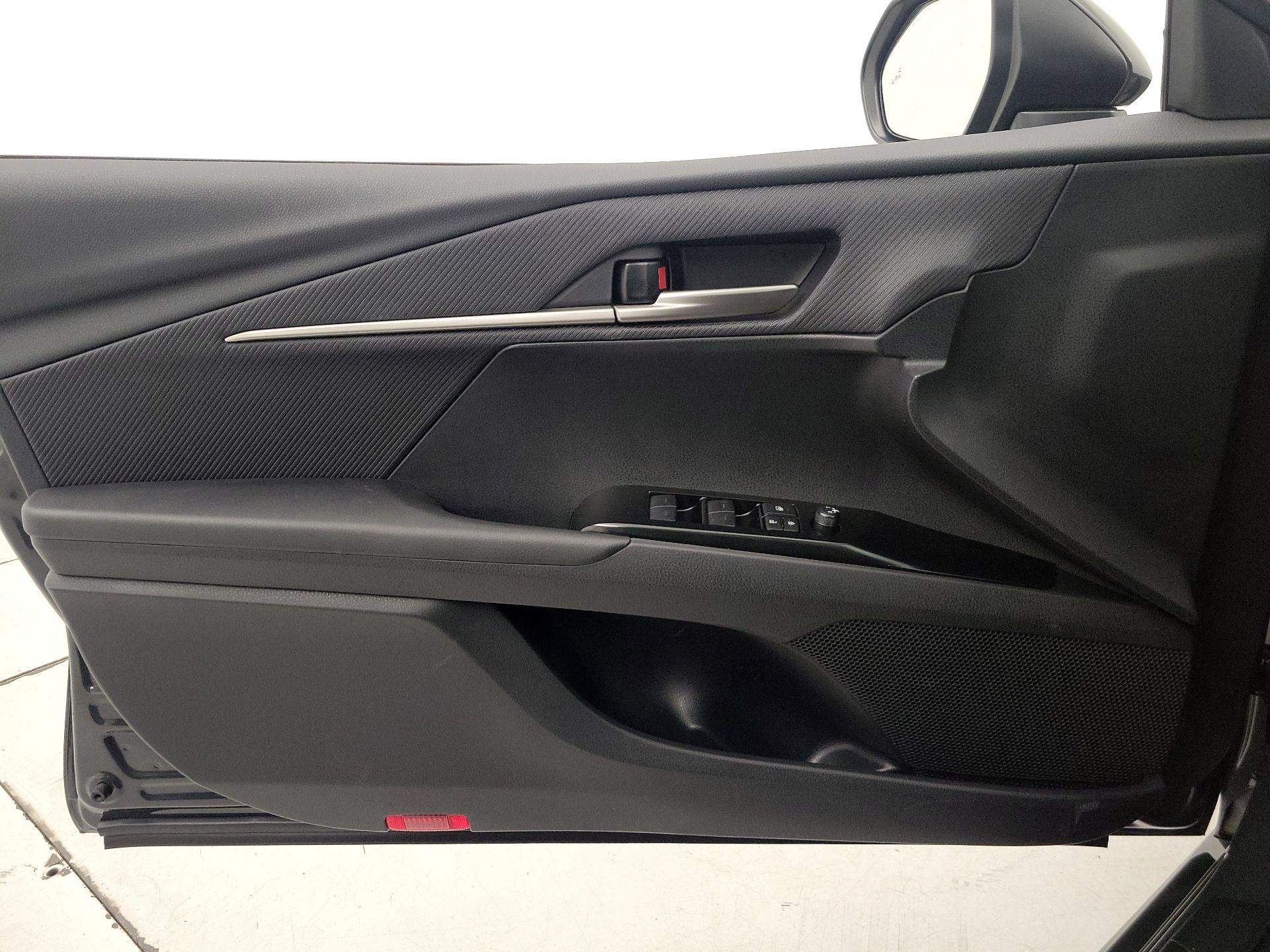 Thumbnail: 2026 Toyota Camry - 12