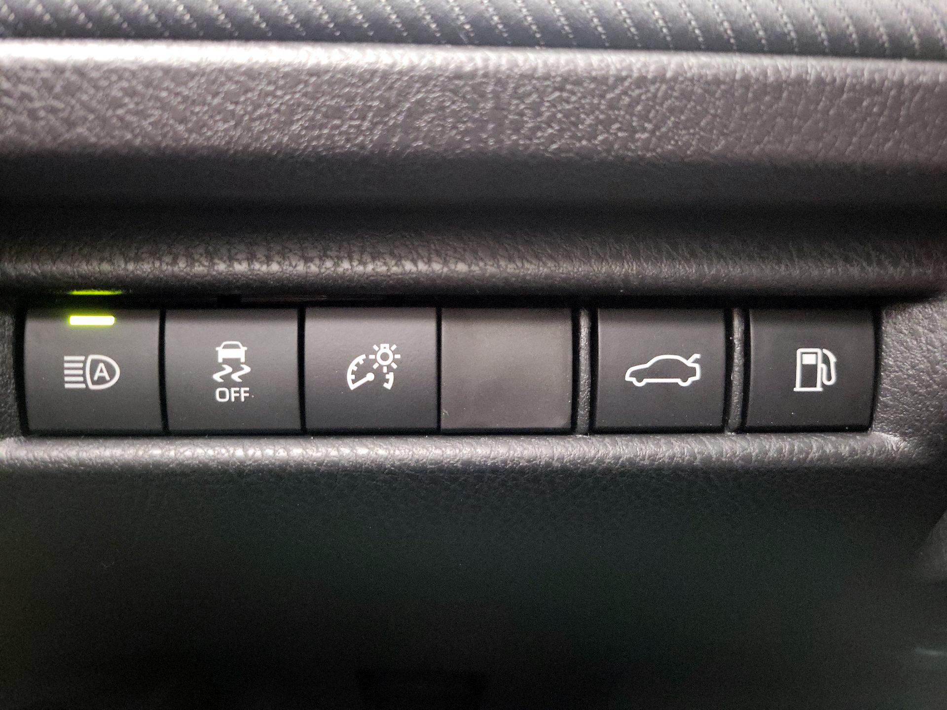 Thumbnail: 2026 Toyota Camry - 13