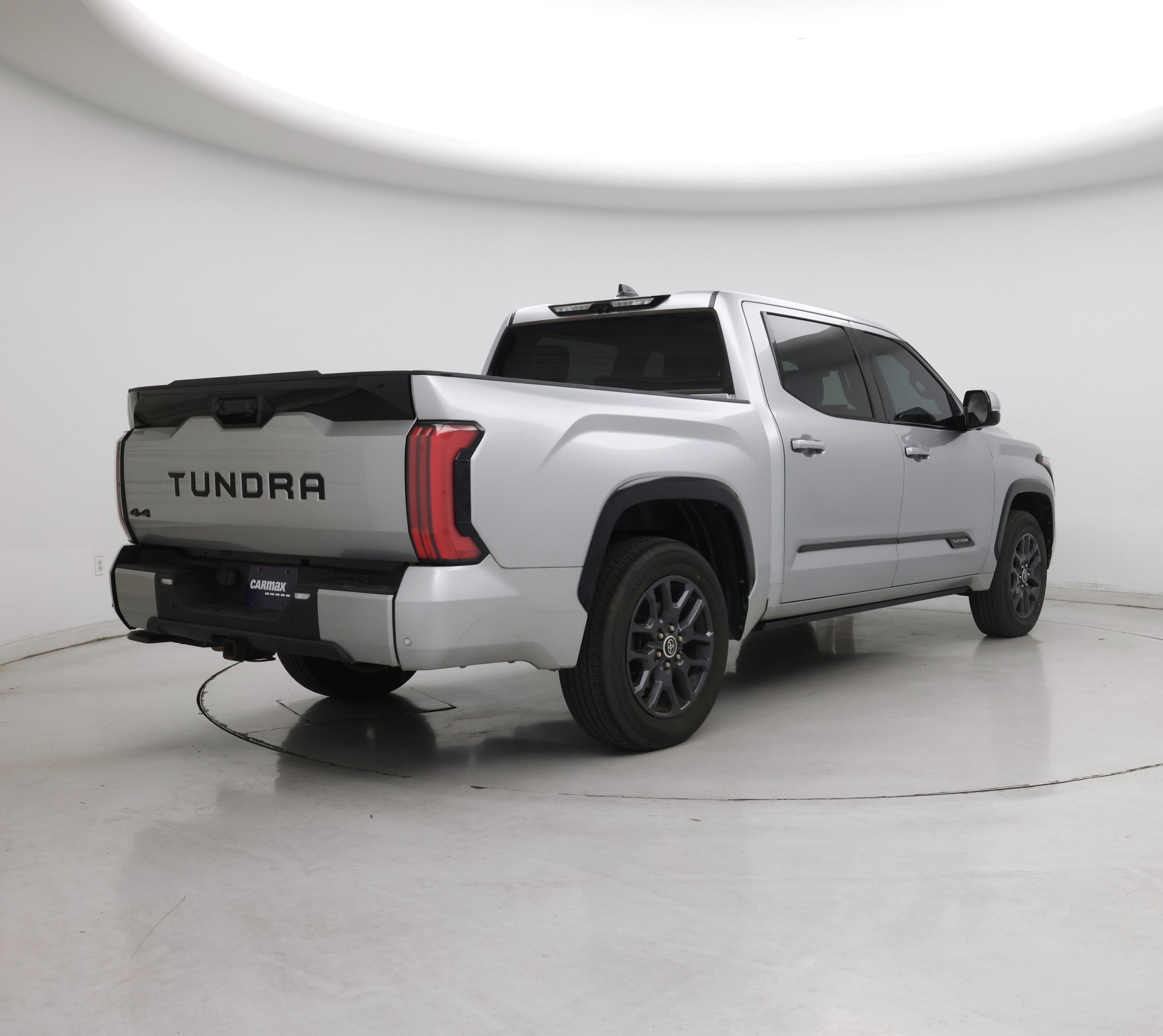 Thumbnail: 2022 Toyota Tundra - 8