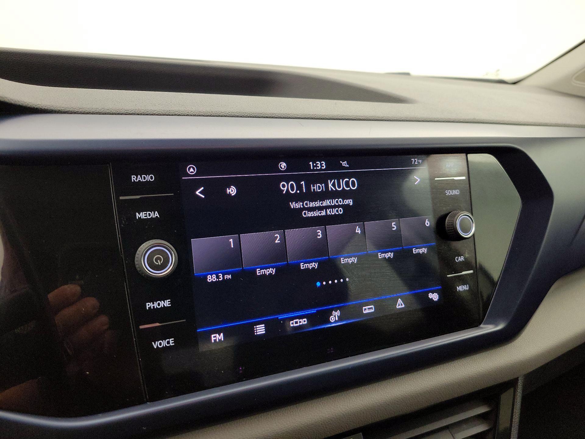 Thumbnail: 2023 Volkswagen Taos - 15