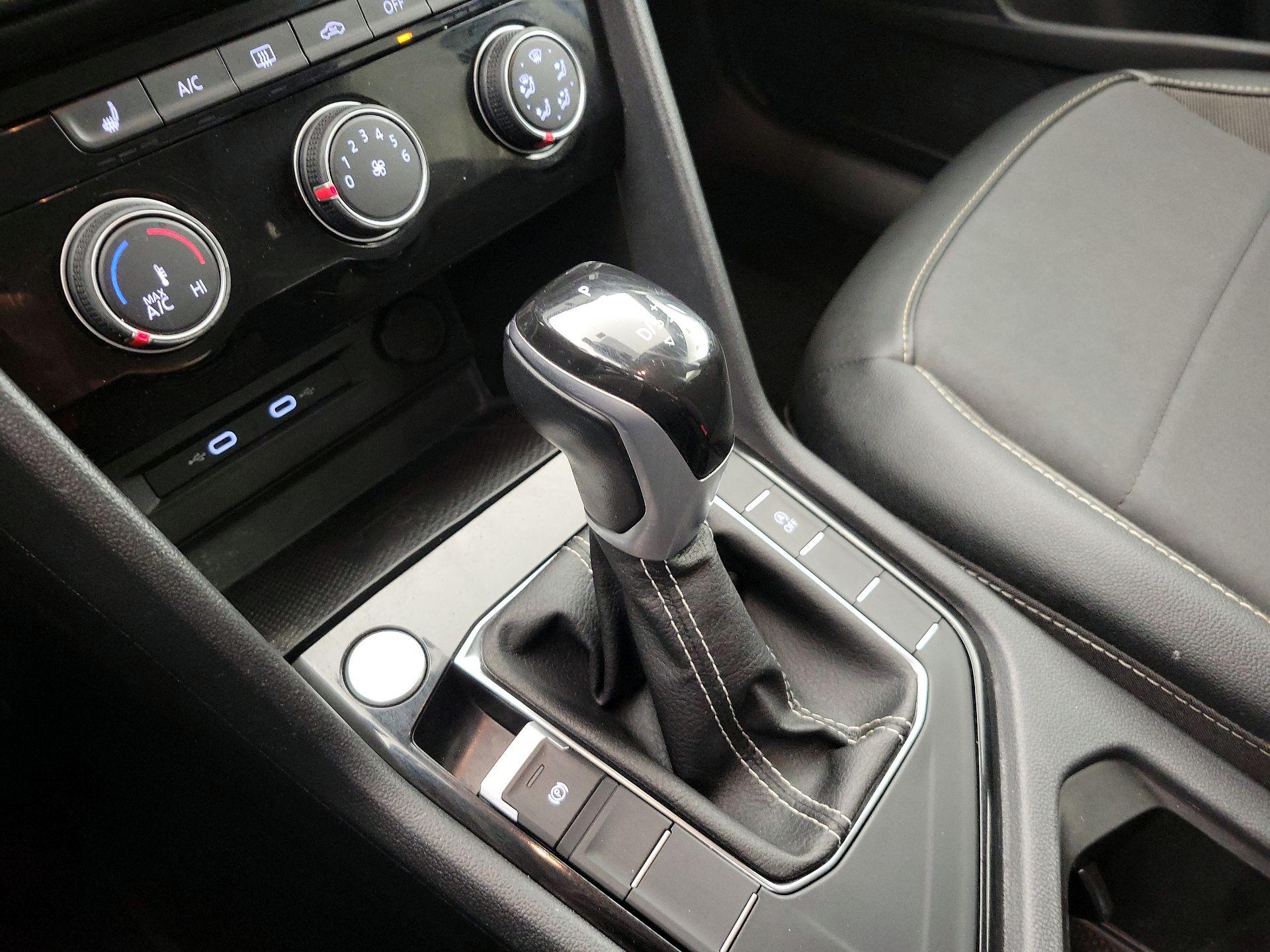 Thumbnail: 2023 Volkswagen Taos - 17