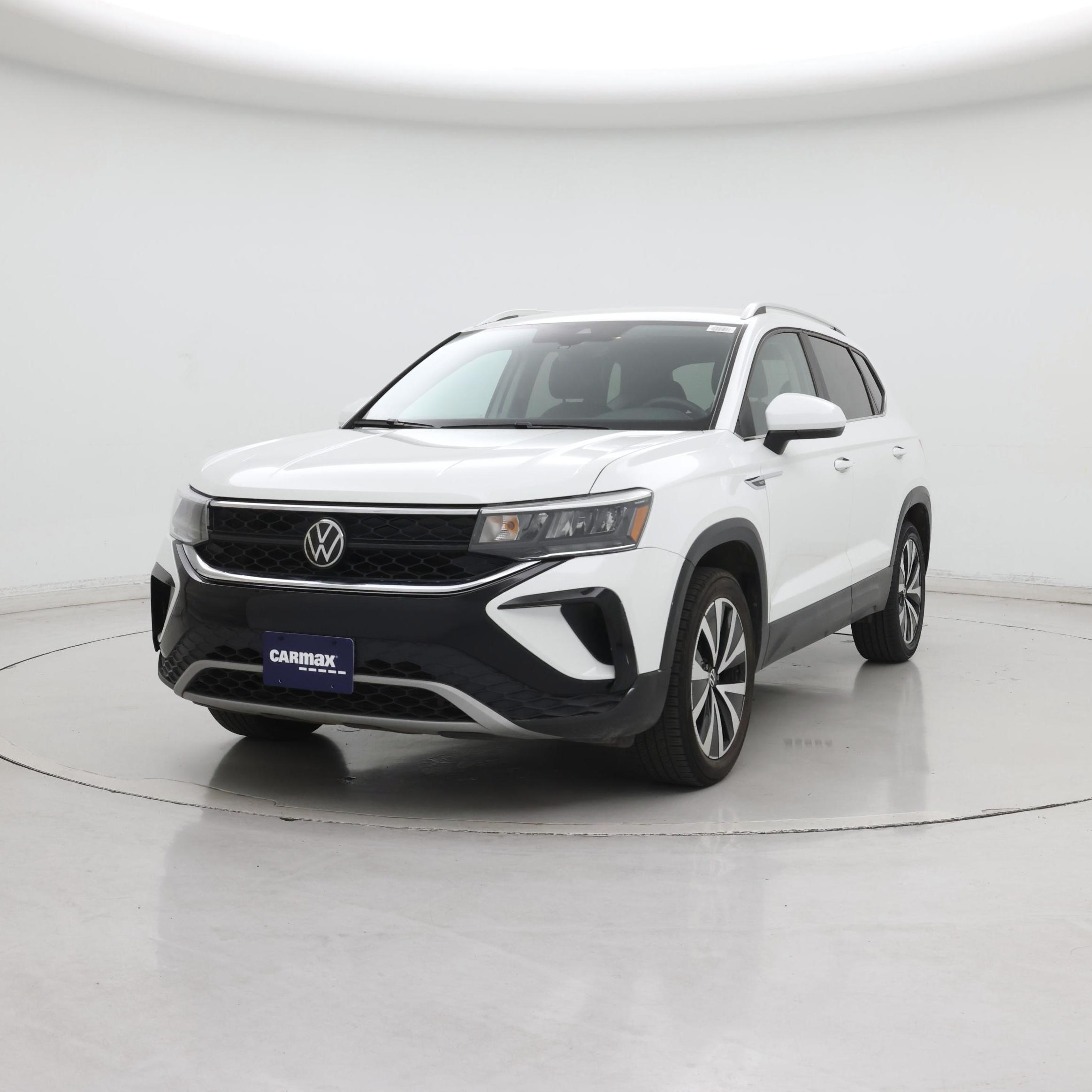 Thumbnail: 2023 Volkswagen Taos - 4