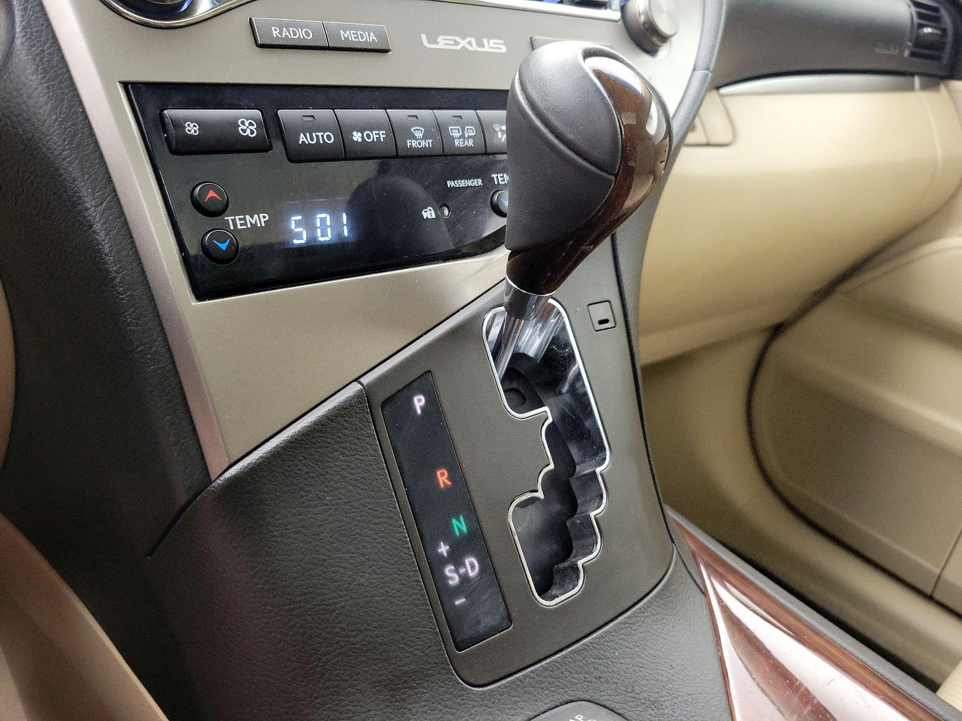 Thumbnail: 2015 Lexus RX - 18