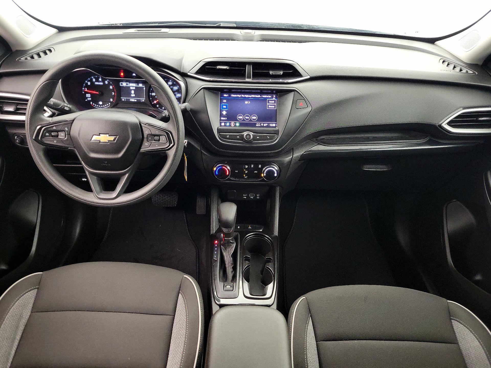 Thumbnail: 2023 Chevrolet TrailBlazer - 9