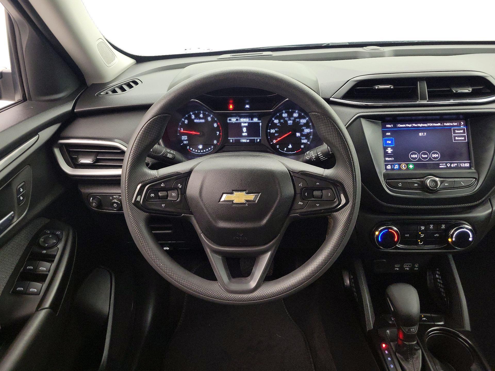 Thumbnail: 2023 Chevrolet TrailBlazer - 10