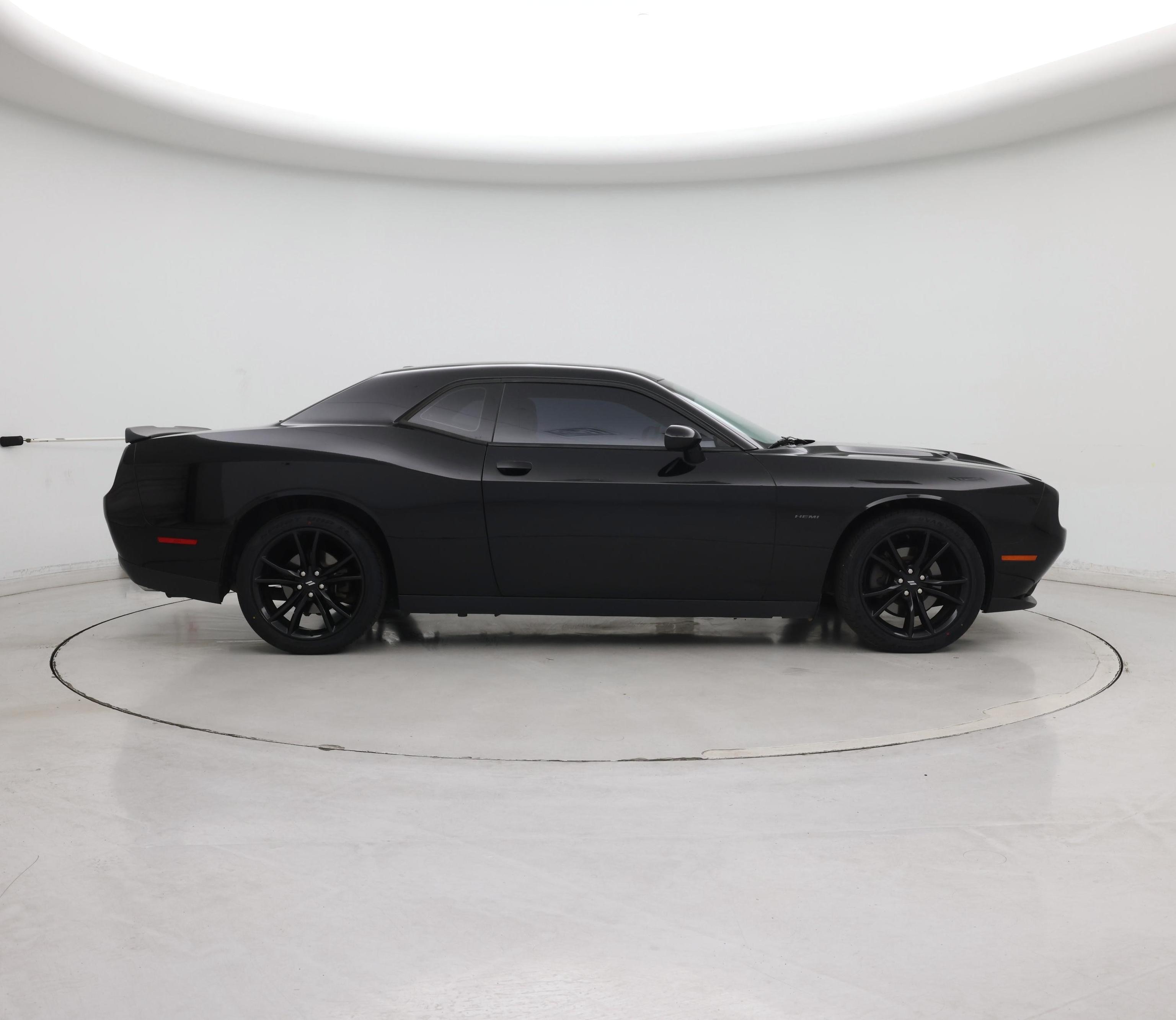 Thumbnail: 2018 Dodge Challenger - 7
