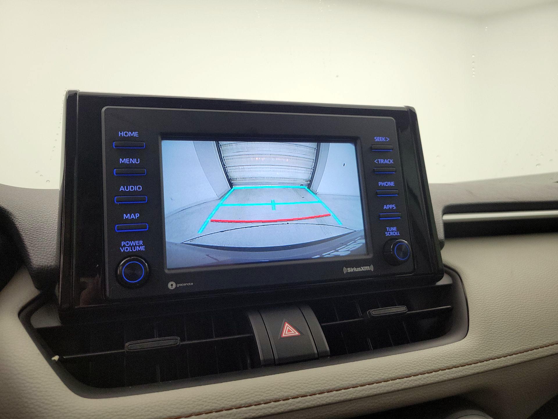 Thumbnail: 2020 Toyota RAV4 - 14