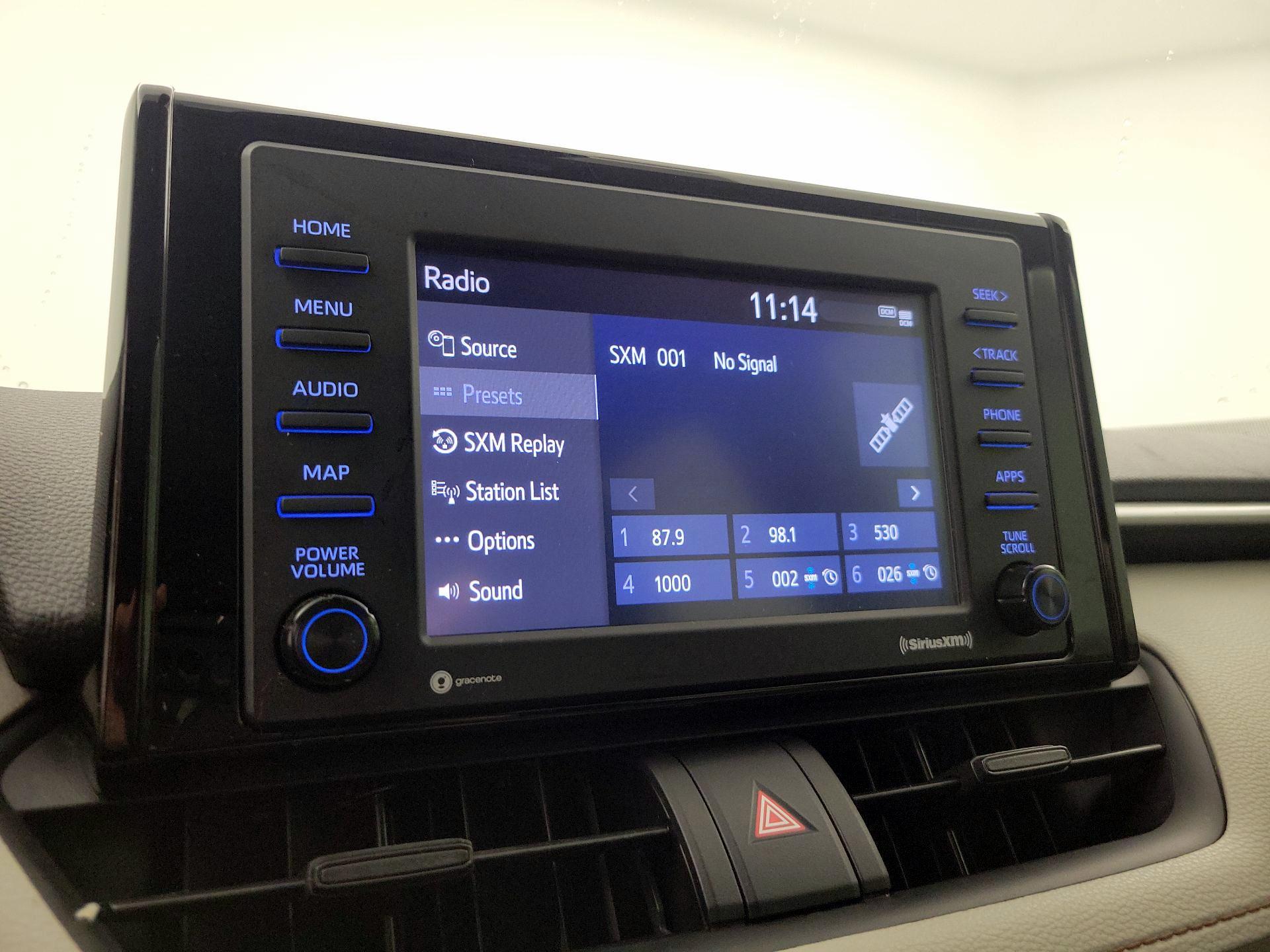 Thumbnail: 2020 Toyota RAV4 - 15