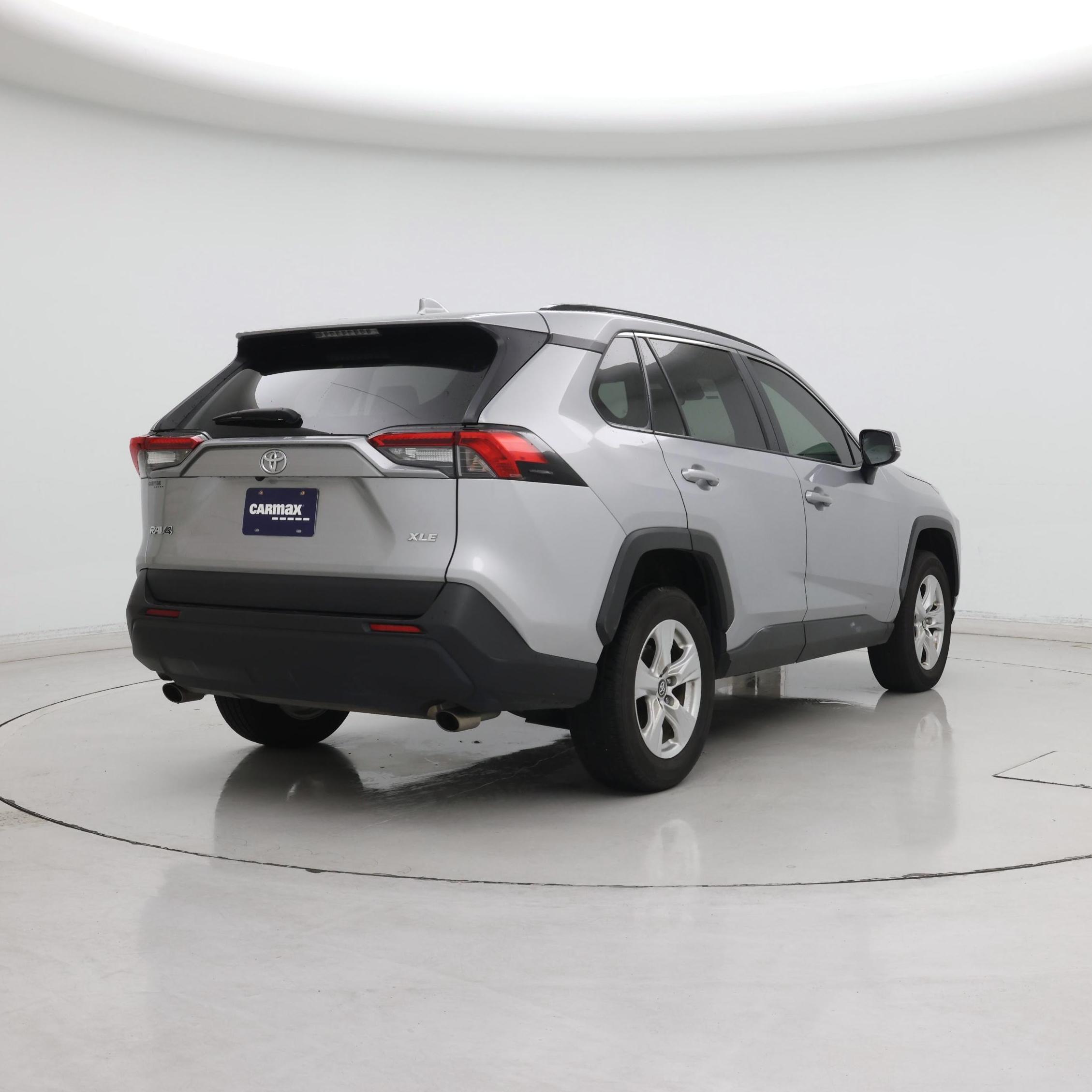 Thumbnail: 2020 Toyota RAV4 - 8