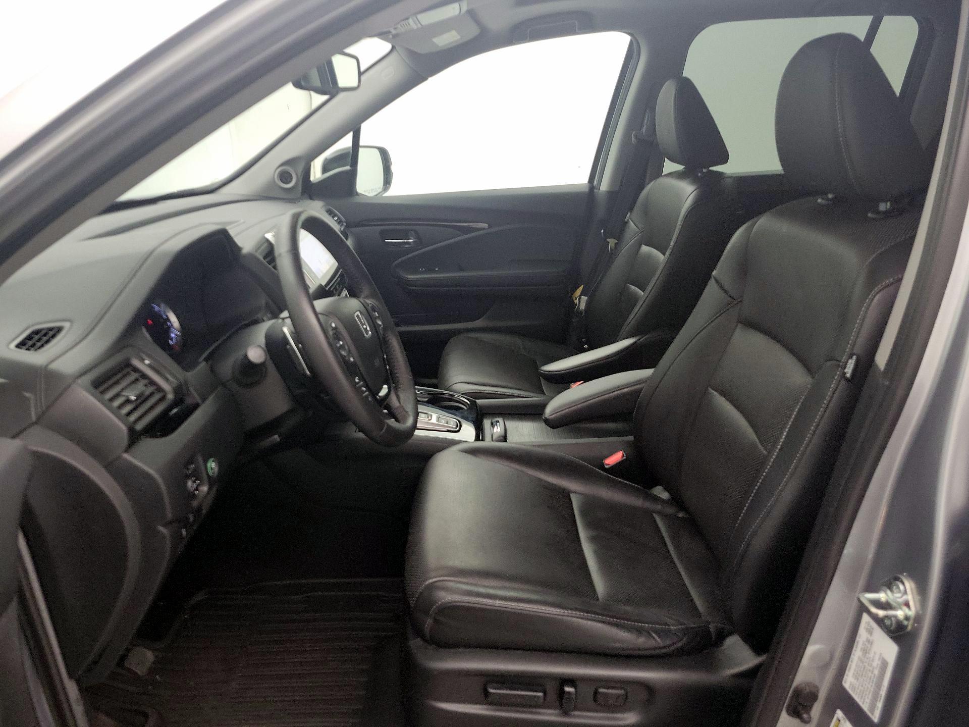 Thumbnail: 2020 Honda Ridgeline - 11