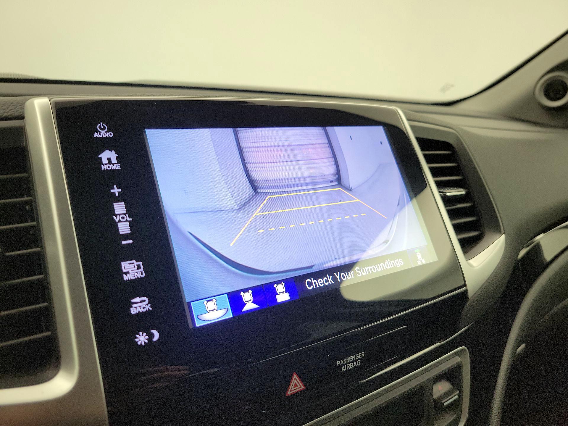 Thumbnail: 2020 Honda Ridgeline - 15