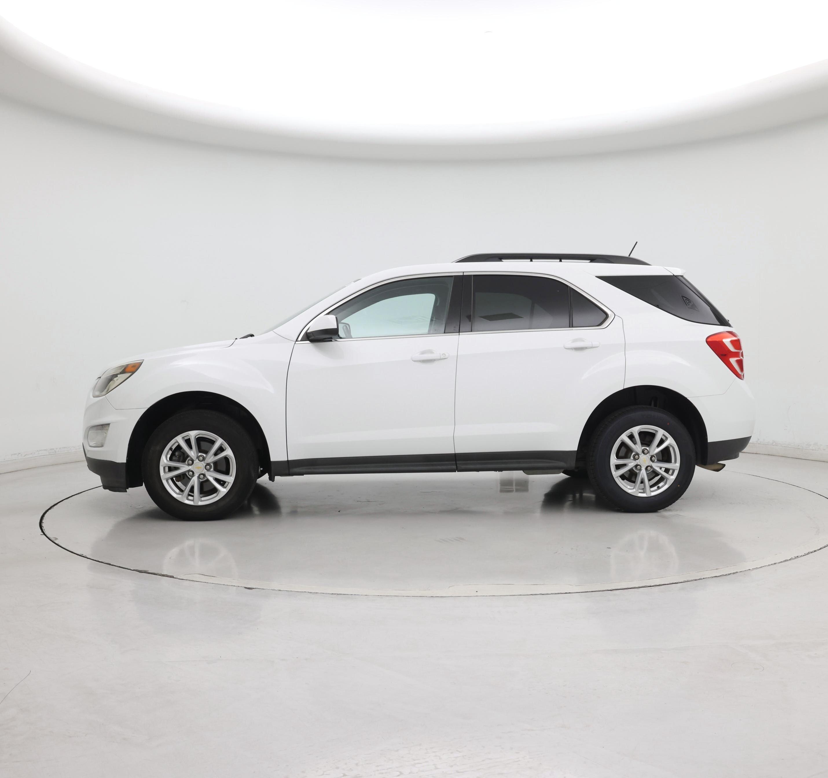Thumbnail: 2016 Chevrolet Equinox - 3