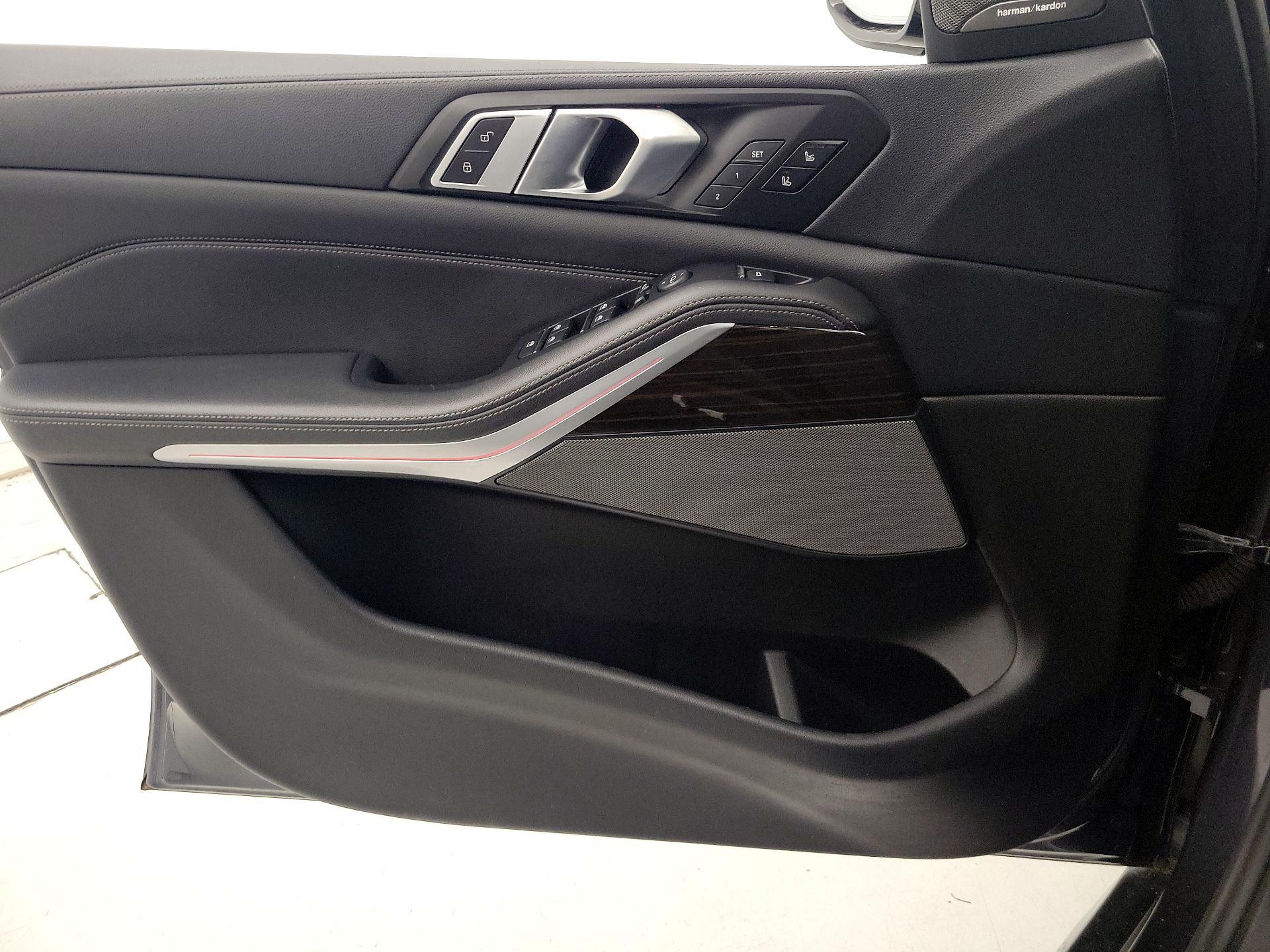 Thumbnail: 2020 BMW X5 - 12