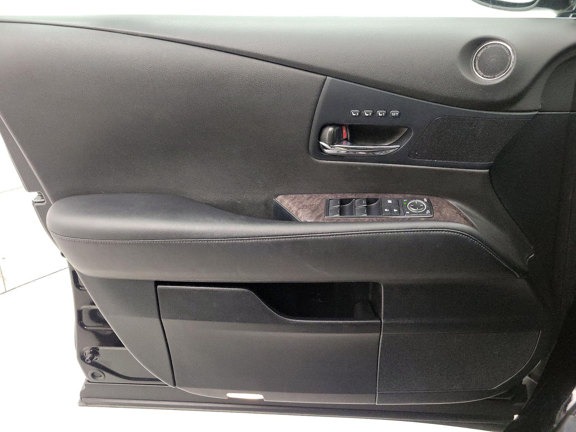 Thumbnail: 2015 Lexus RX - 12