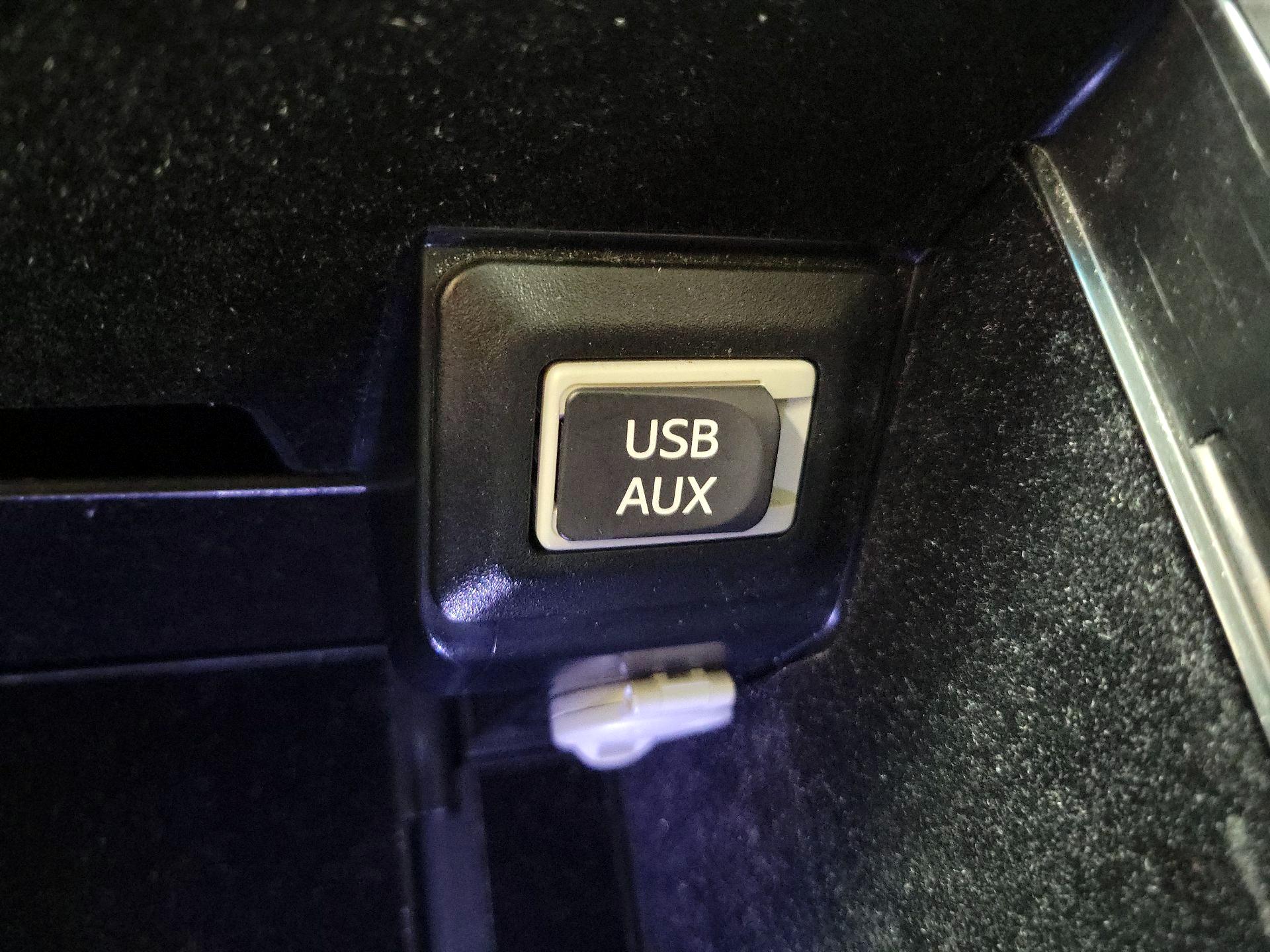 Thumbnail: 2015 Lexus RX - 19