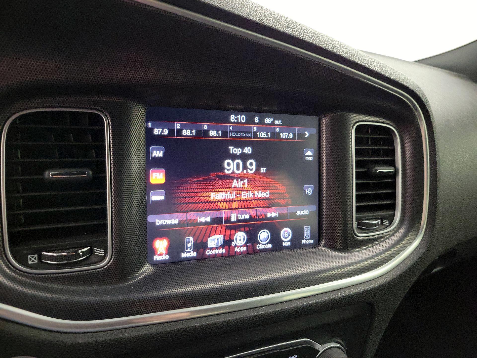 Thumbnail: 2015 Dodge Charger - 16