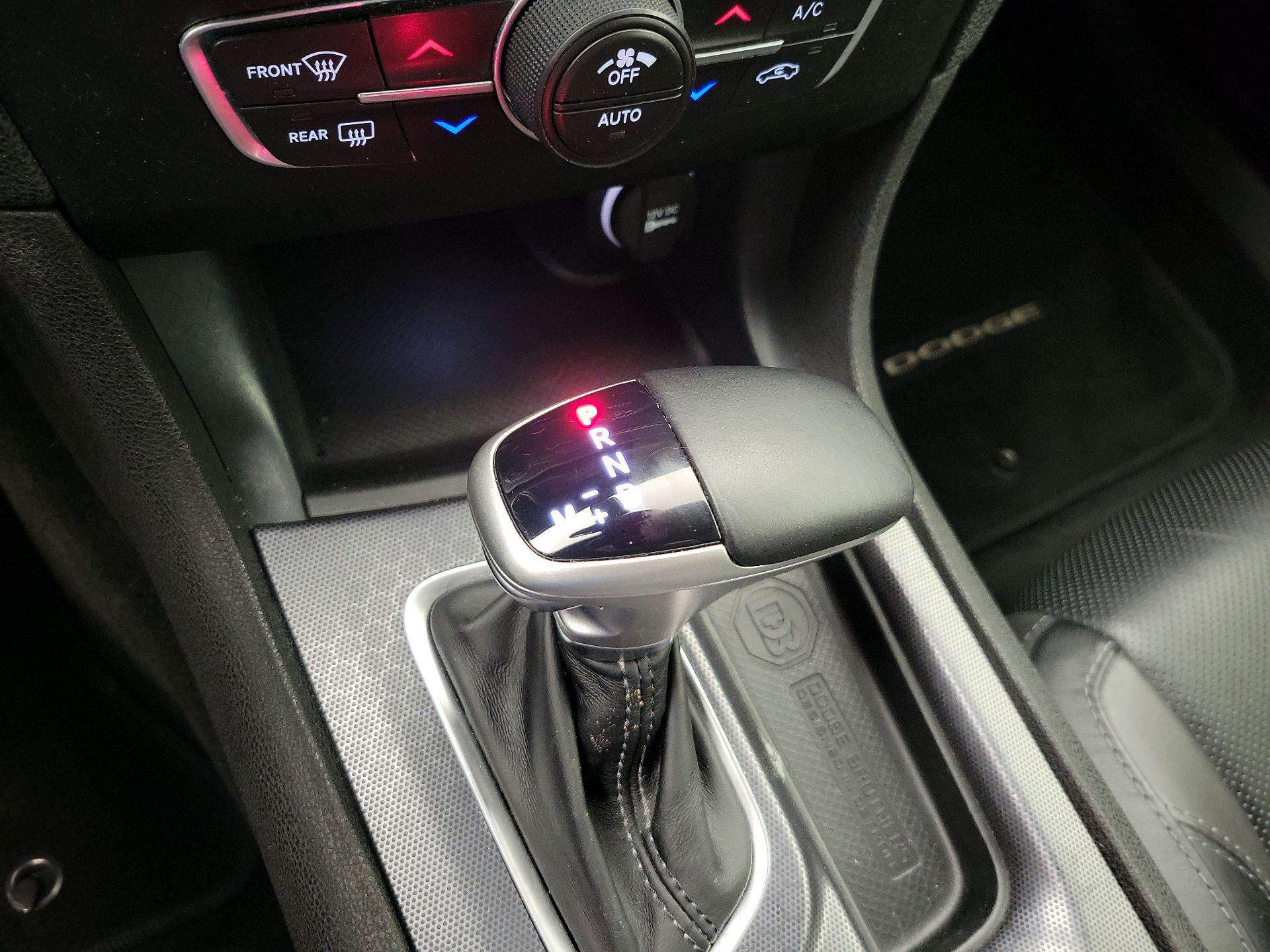 Thumbnail: 2015 Dodge Charger - 18