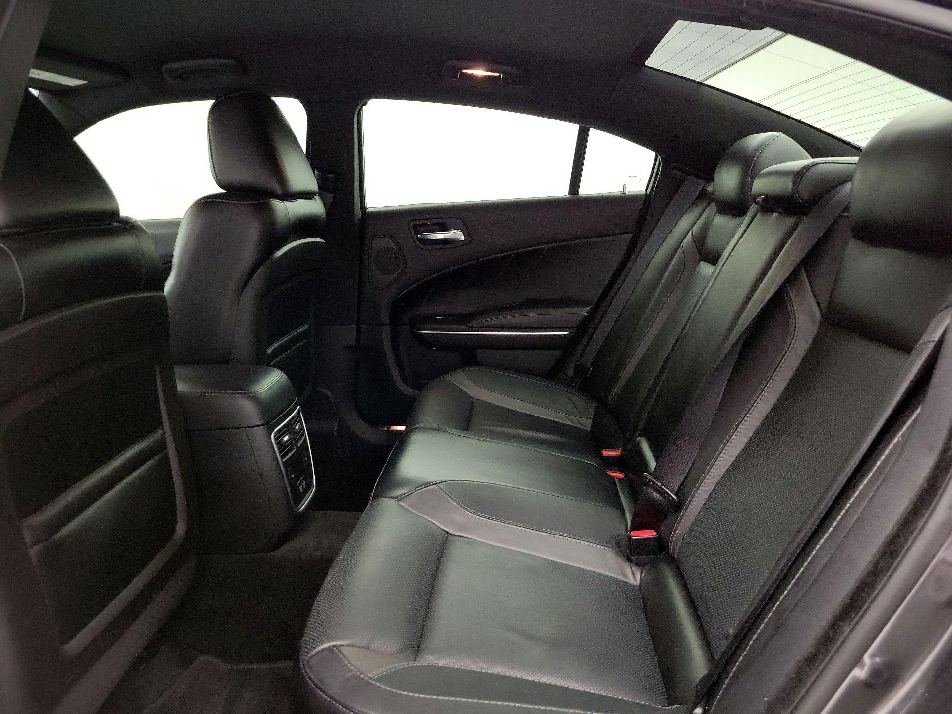 Thumbnail: 2015 Dodge Charger - 20