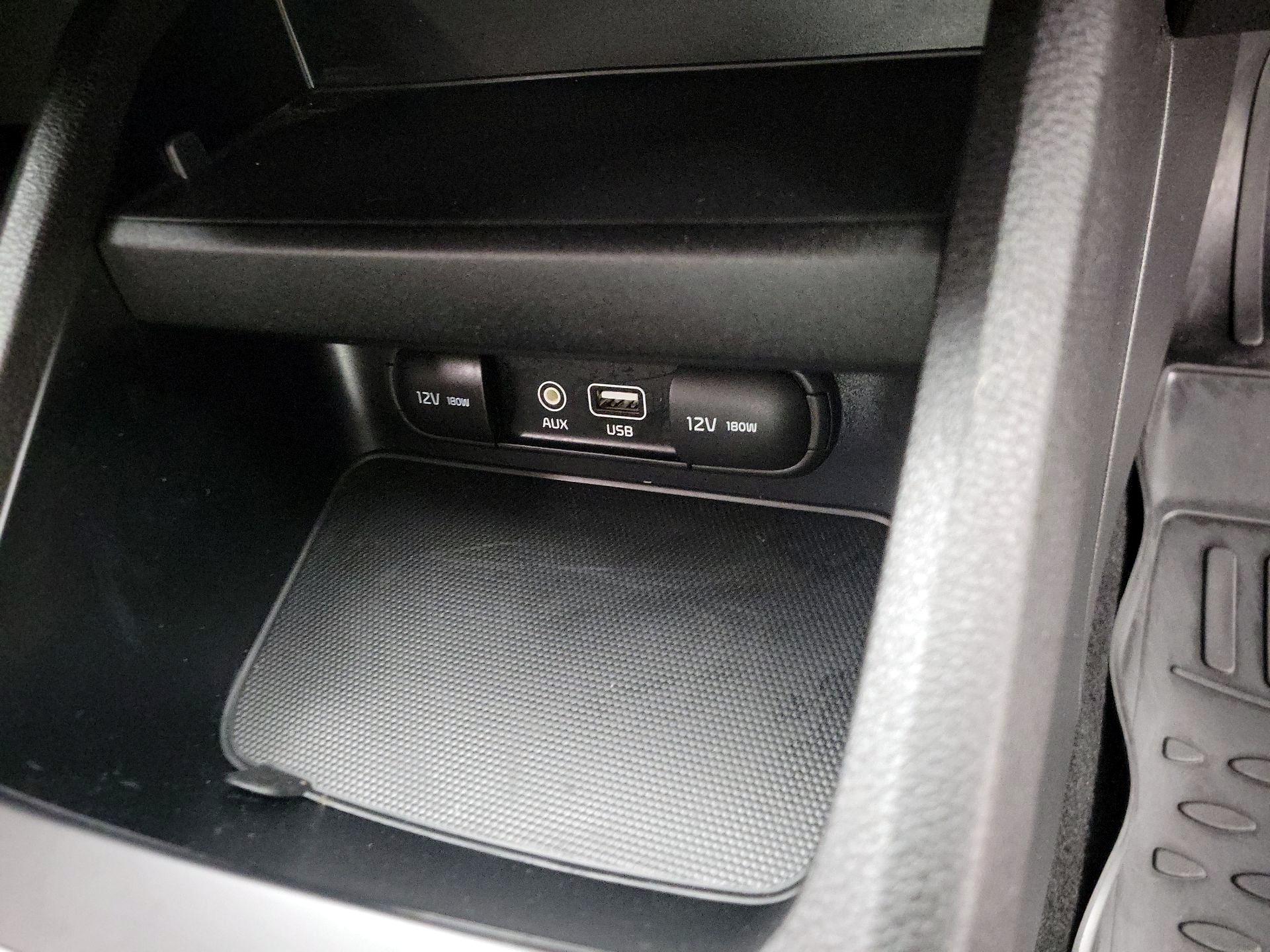 Thumbnail: 2021 Kia Forte - 18