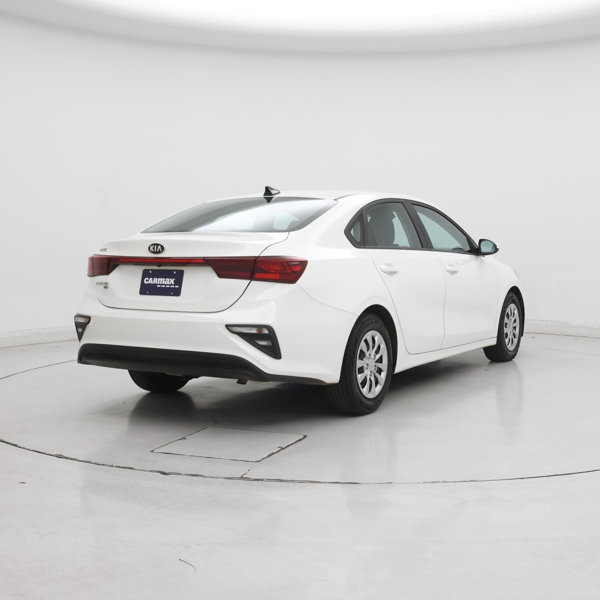 Thumbnail: 2021 Kia Forte - 8