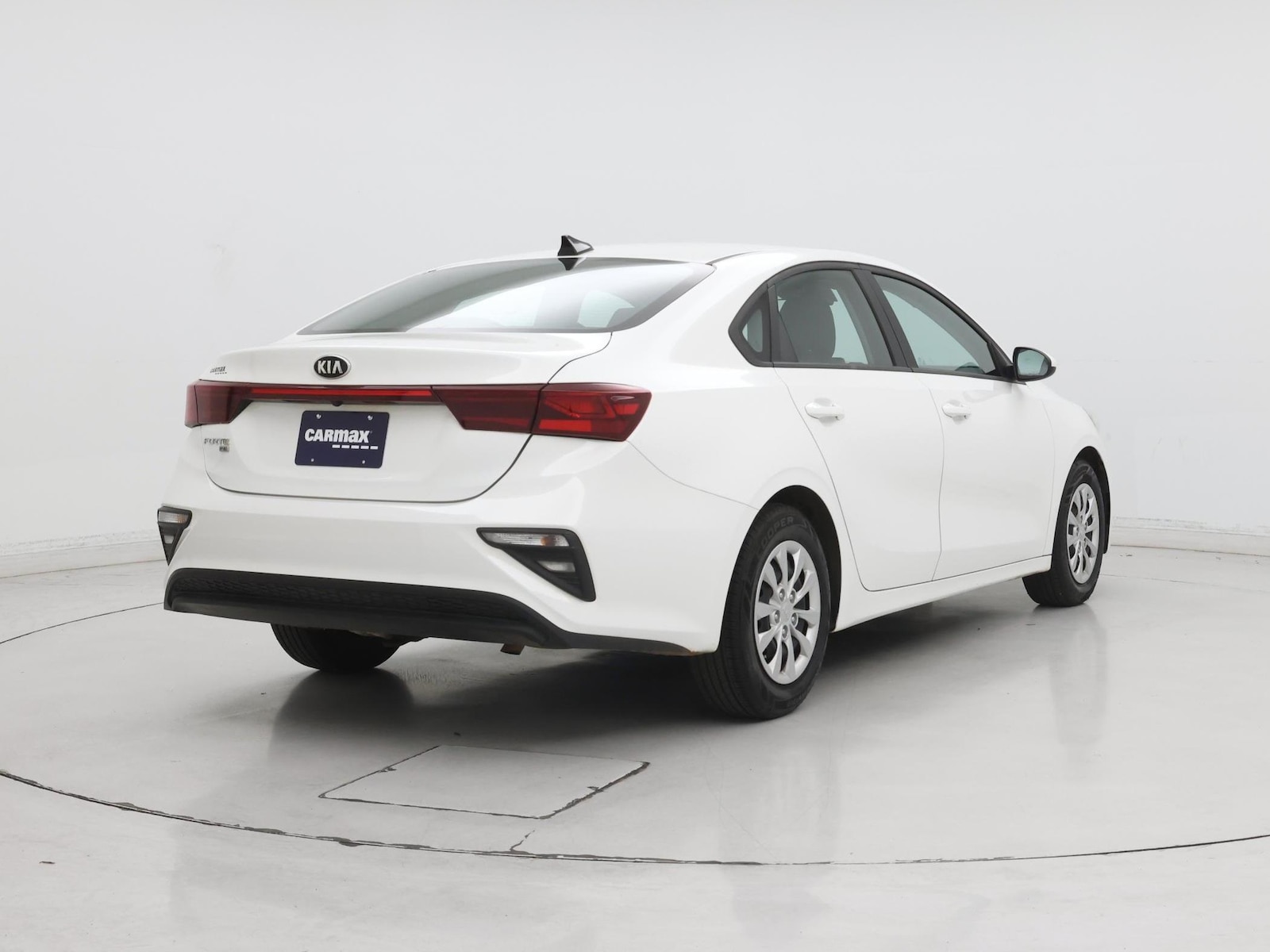 2021 Kia Forte FE - Photo 9