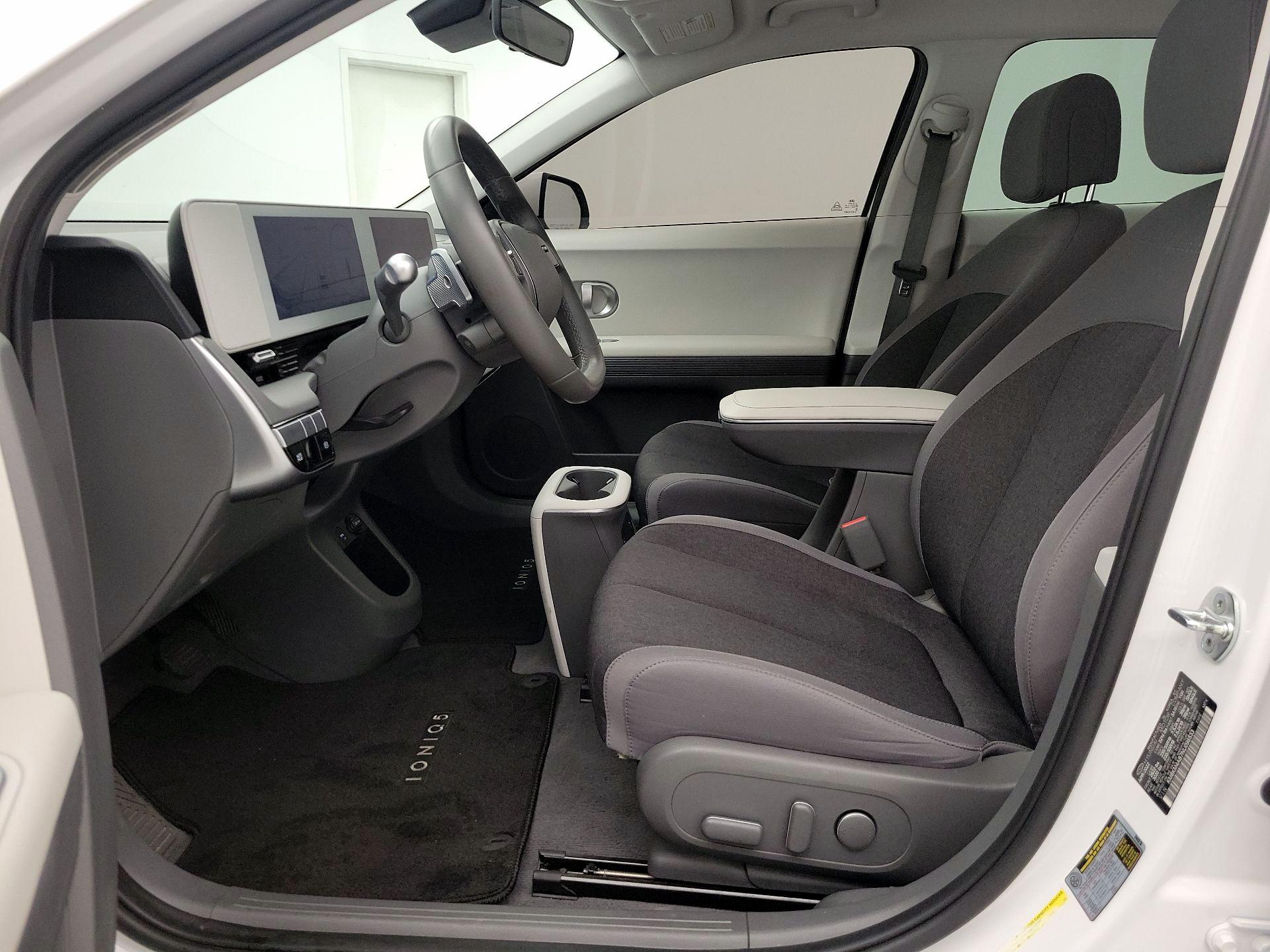 Thumbnail: 2022 Hyundai Ioniq 5 - 11