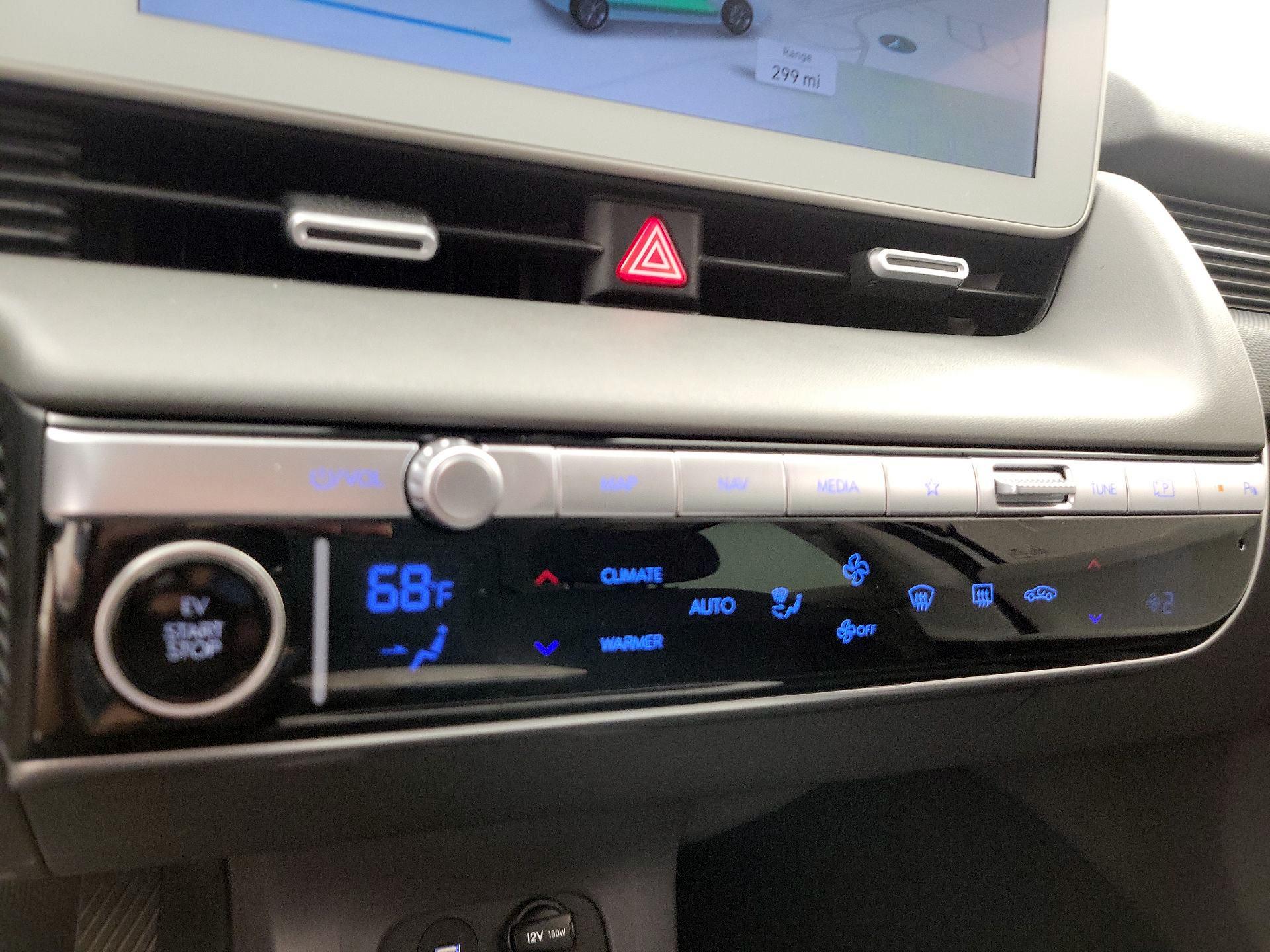 Thumbnail: 2022 Hyundai Ioniq 5 - 17