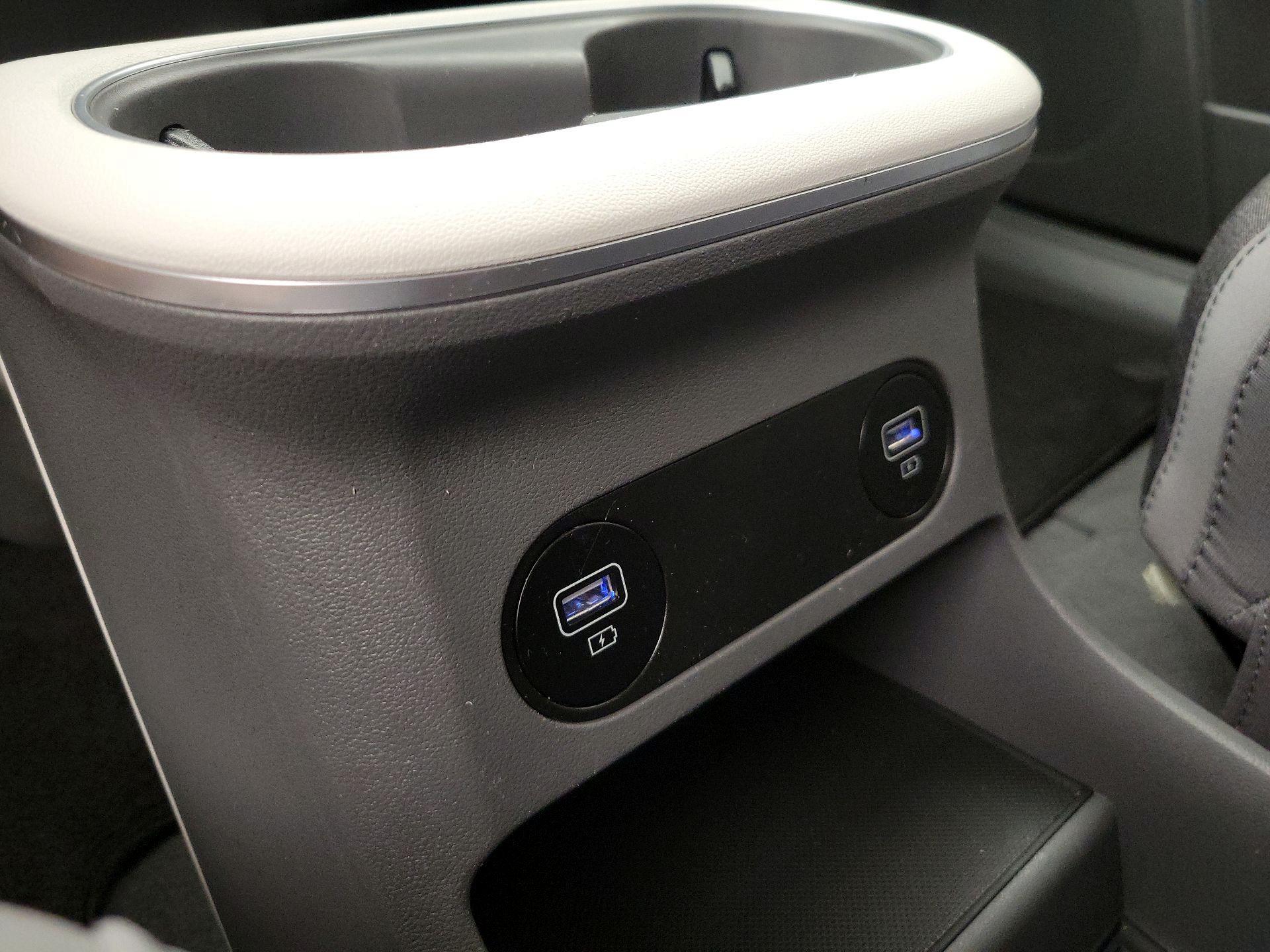 Thumbnail: 2022 Hyundai Ioniq 5 - 19