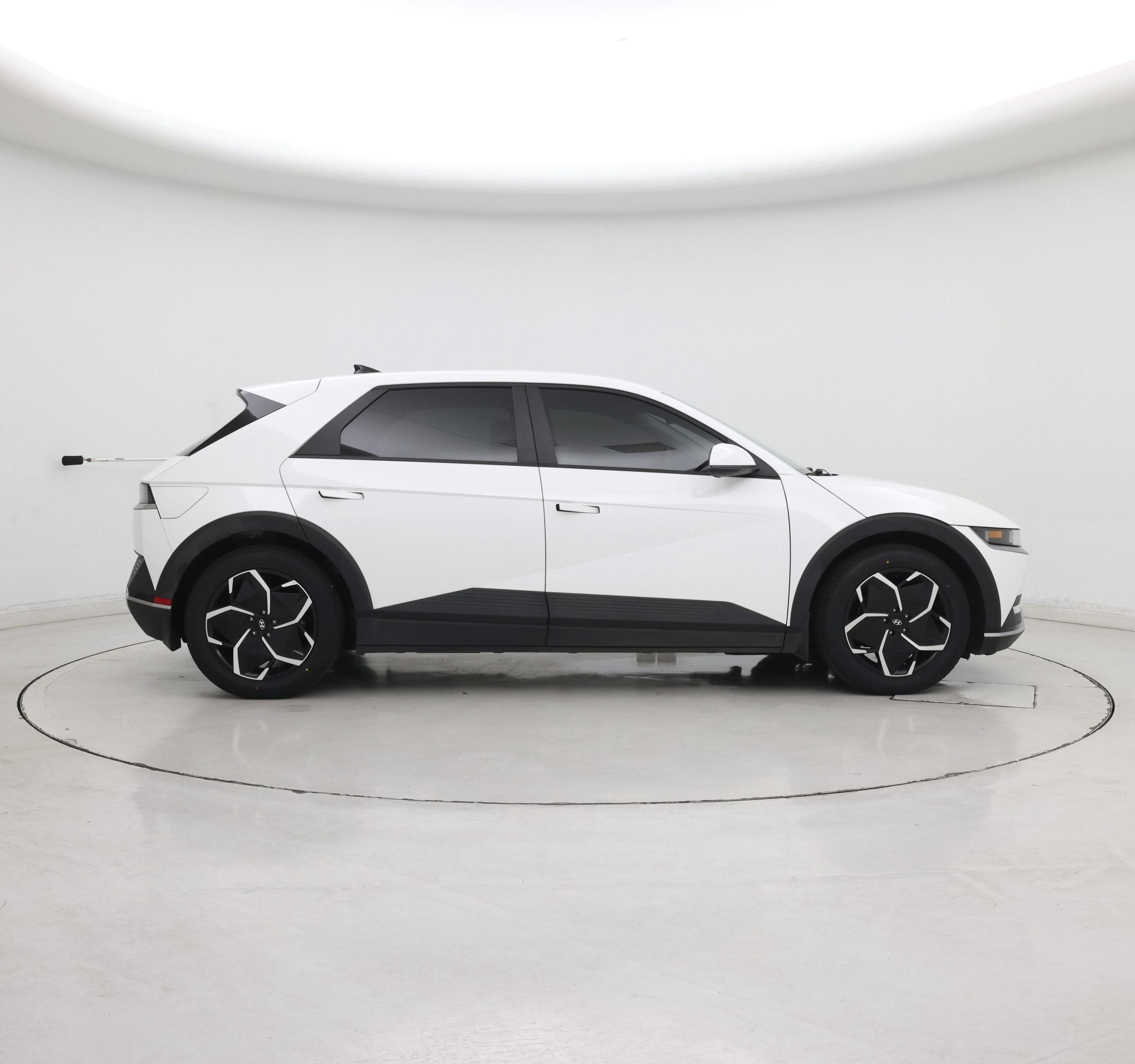 Thumbnail: 2022 Hyundai Ioniq 5 - 7